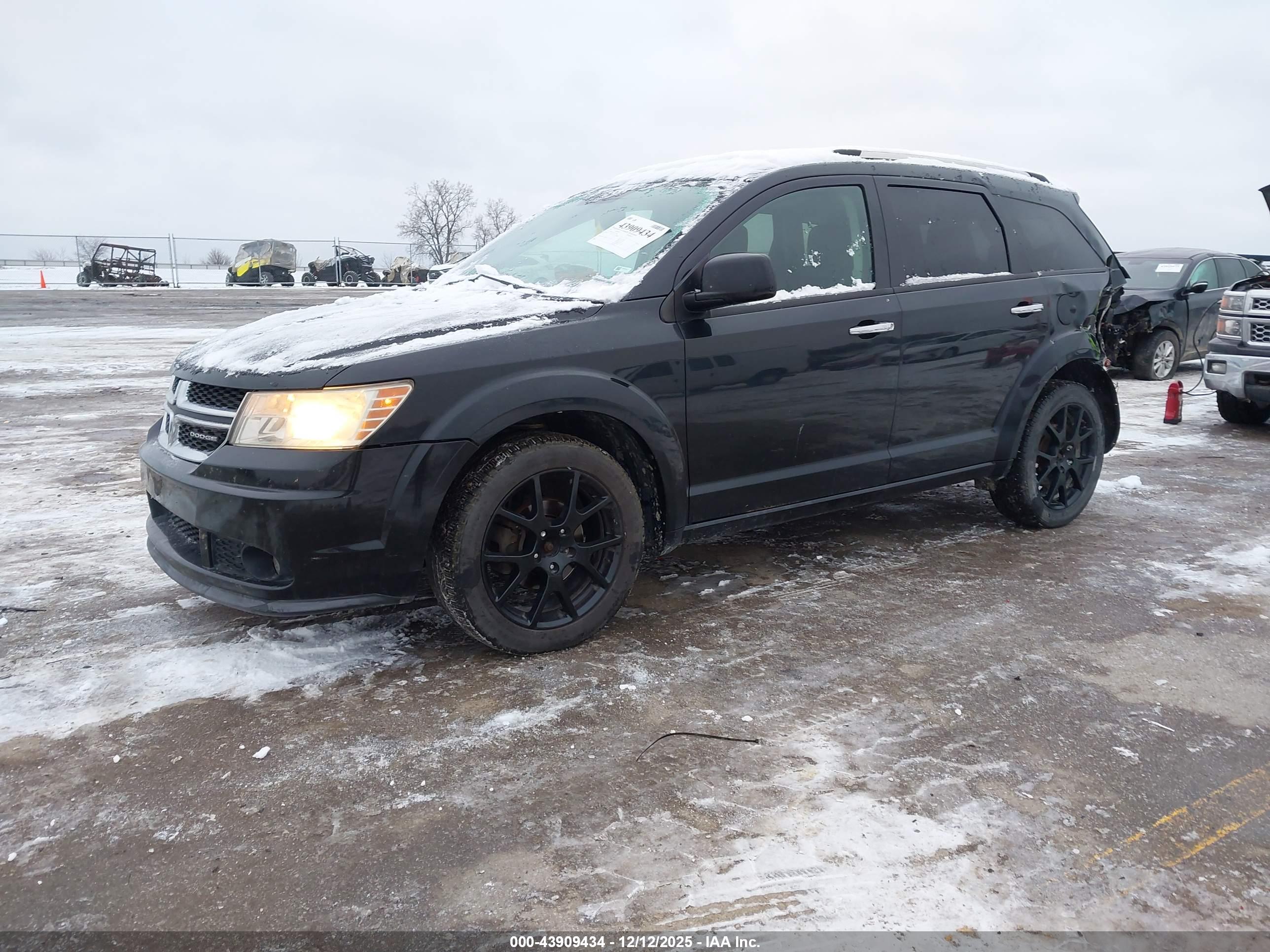 DODGE JOURNEY image 2