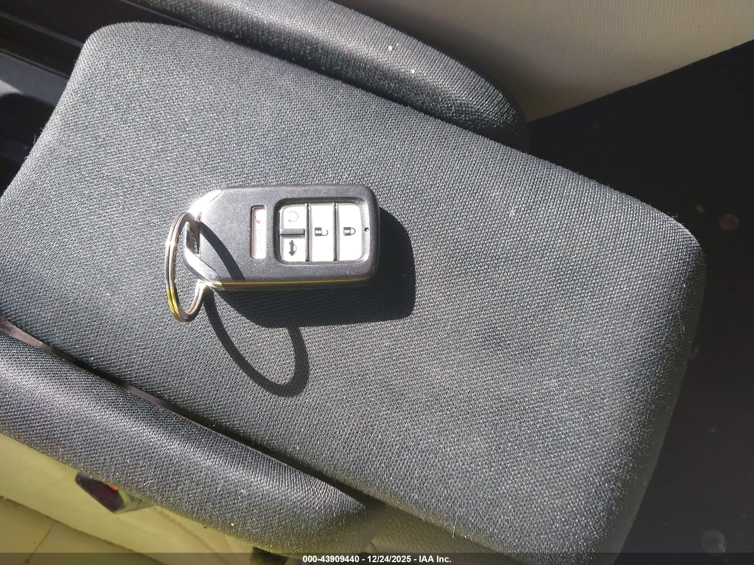 HONDA CIVIC image 11