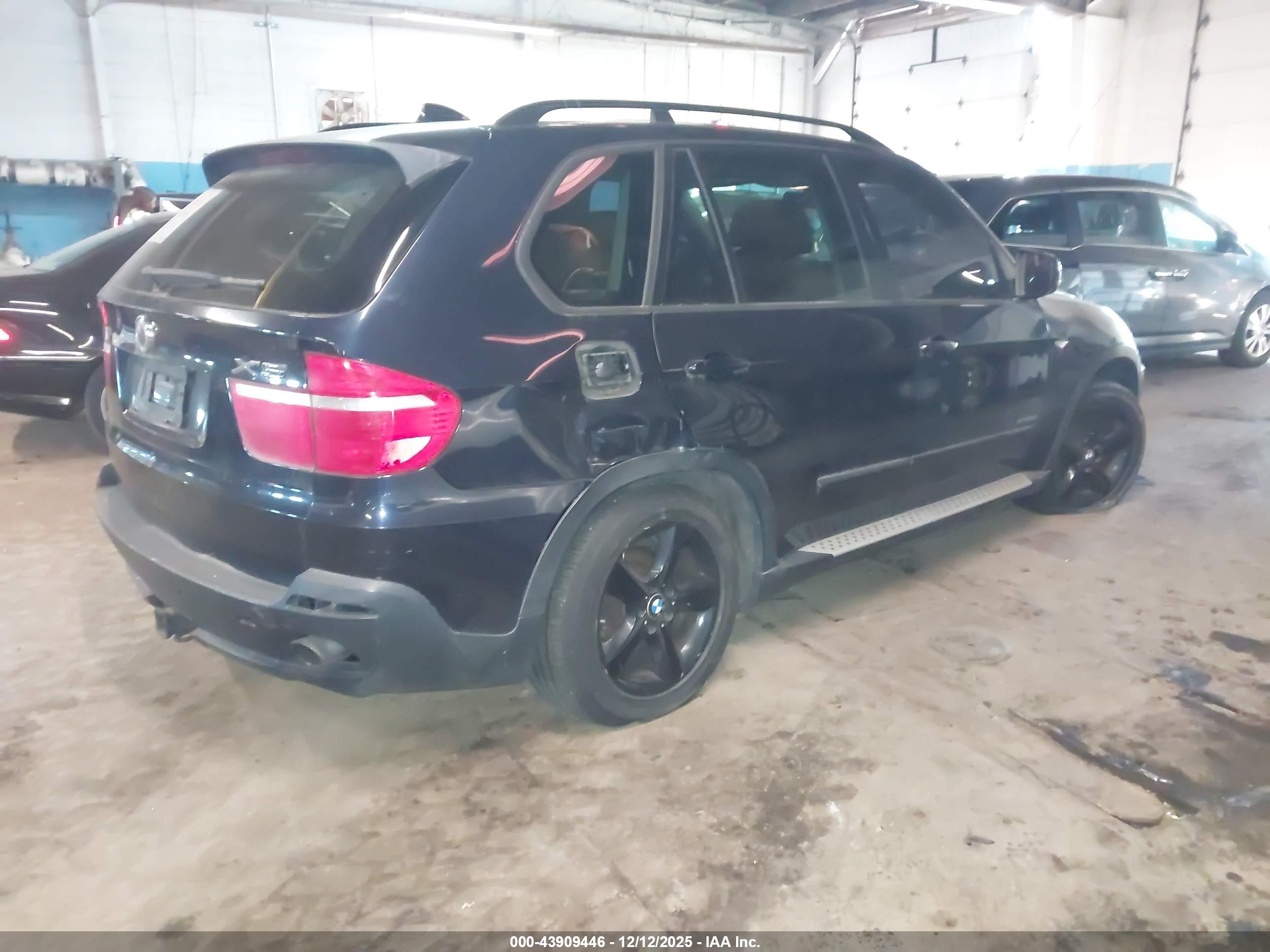 BMW X5 image 4