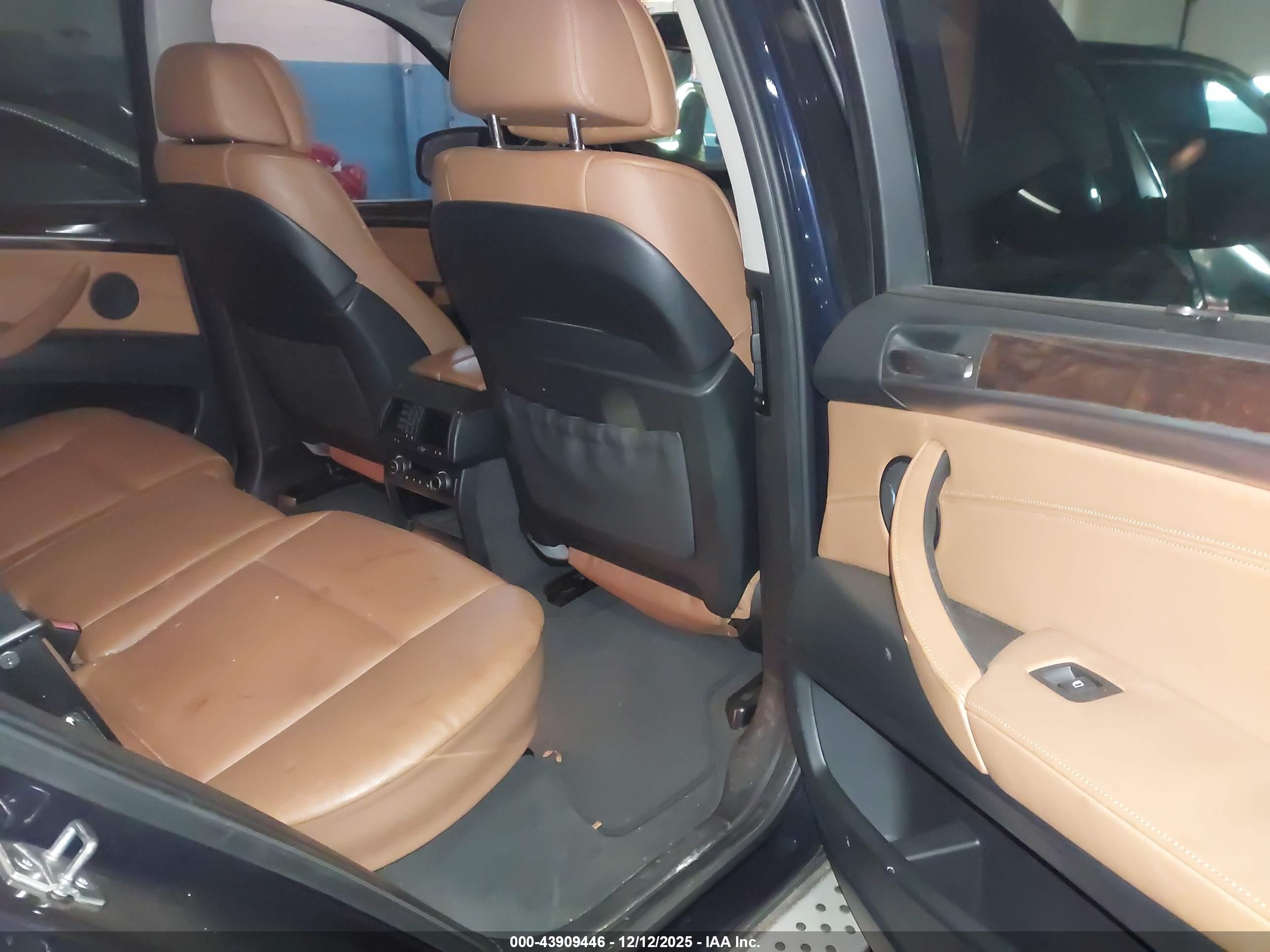 BMW X5 image 8