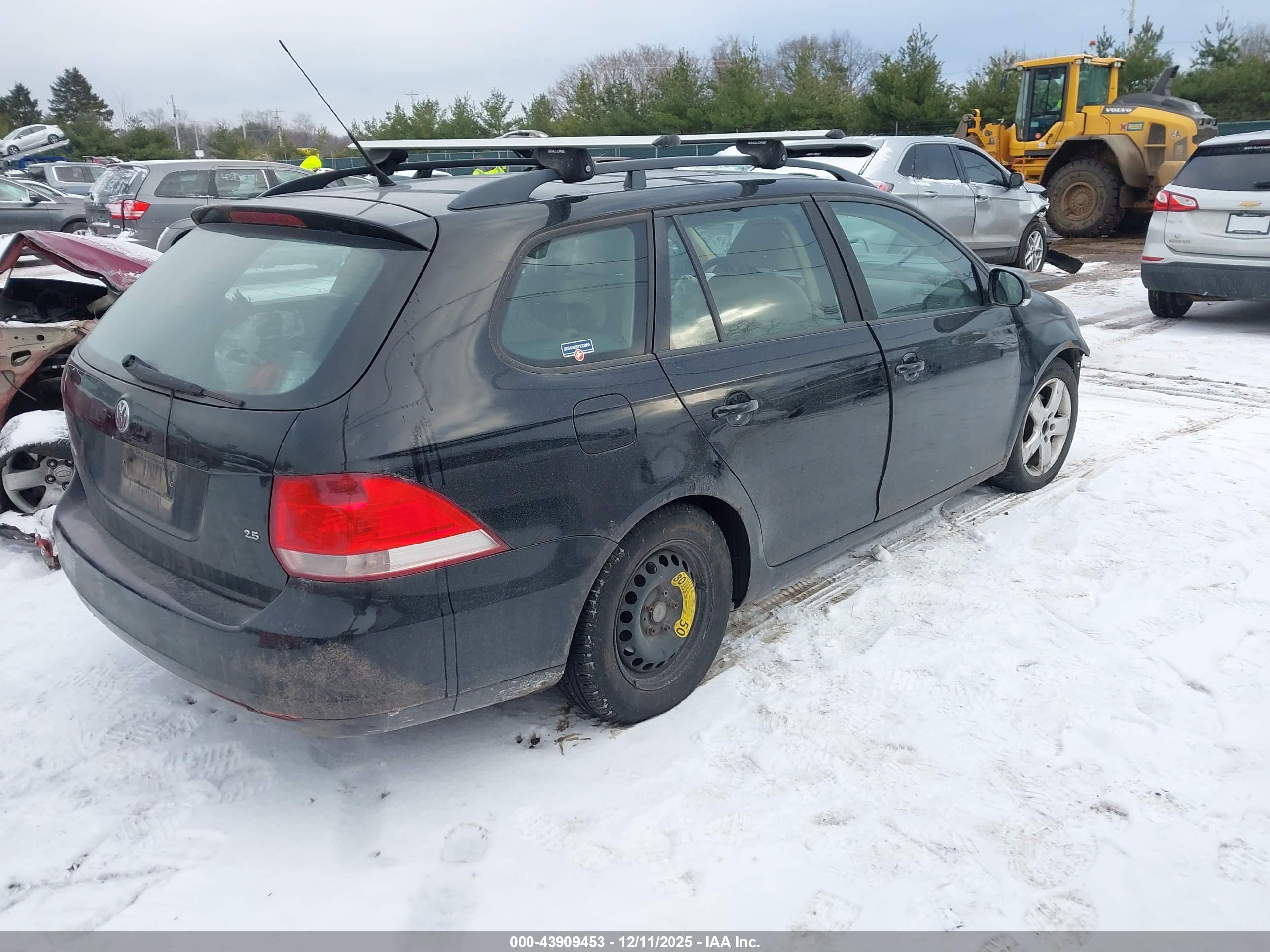 VOLKSWAGEN JETTA image 4