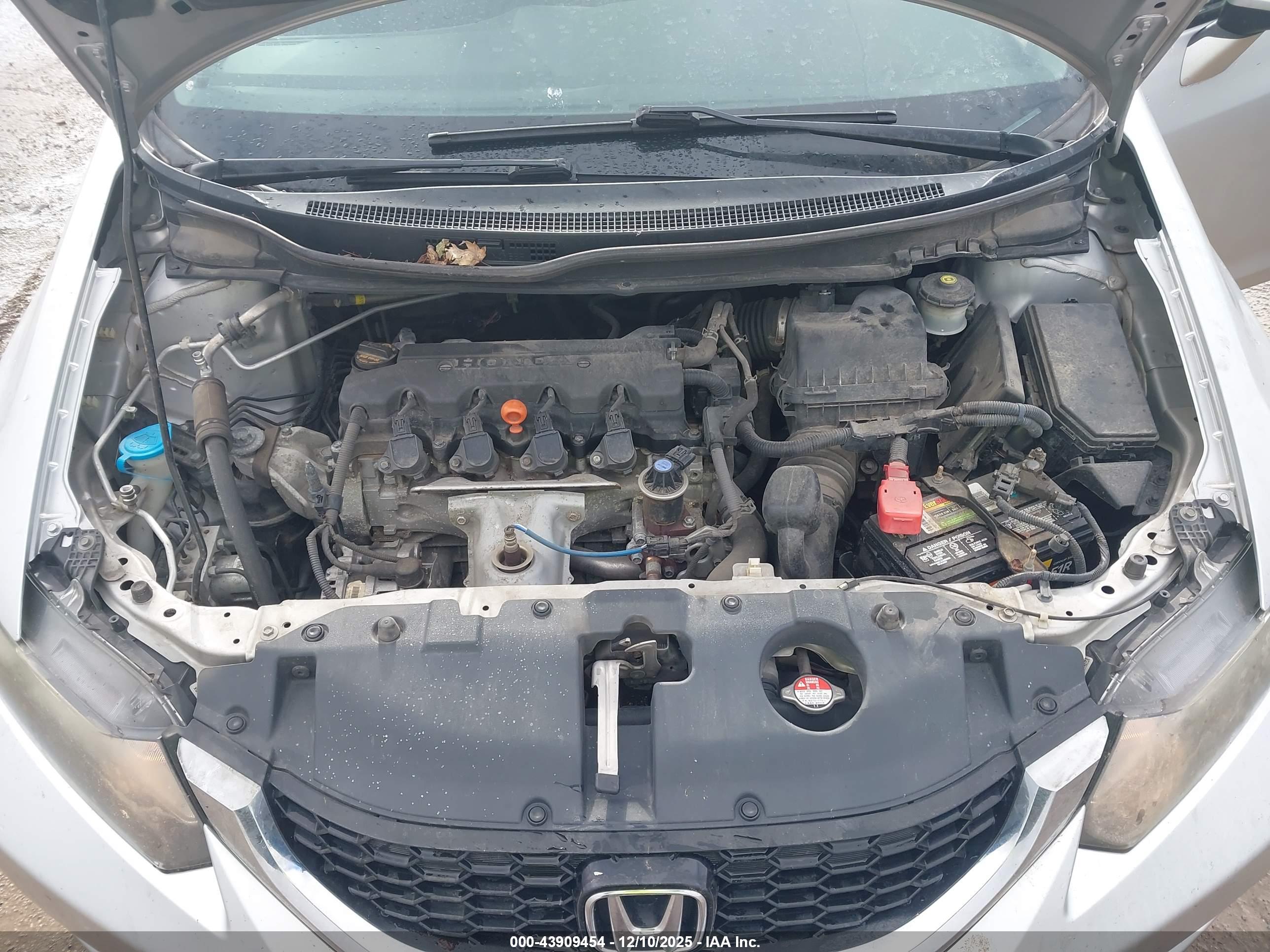 HONDA CIVIC image 10