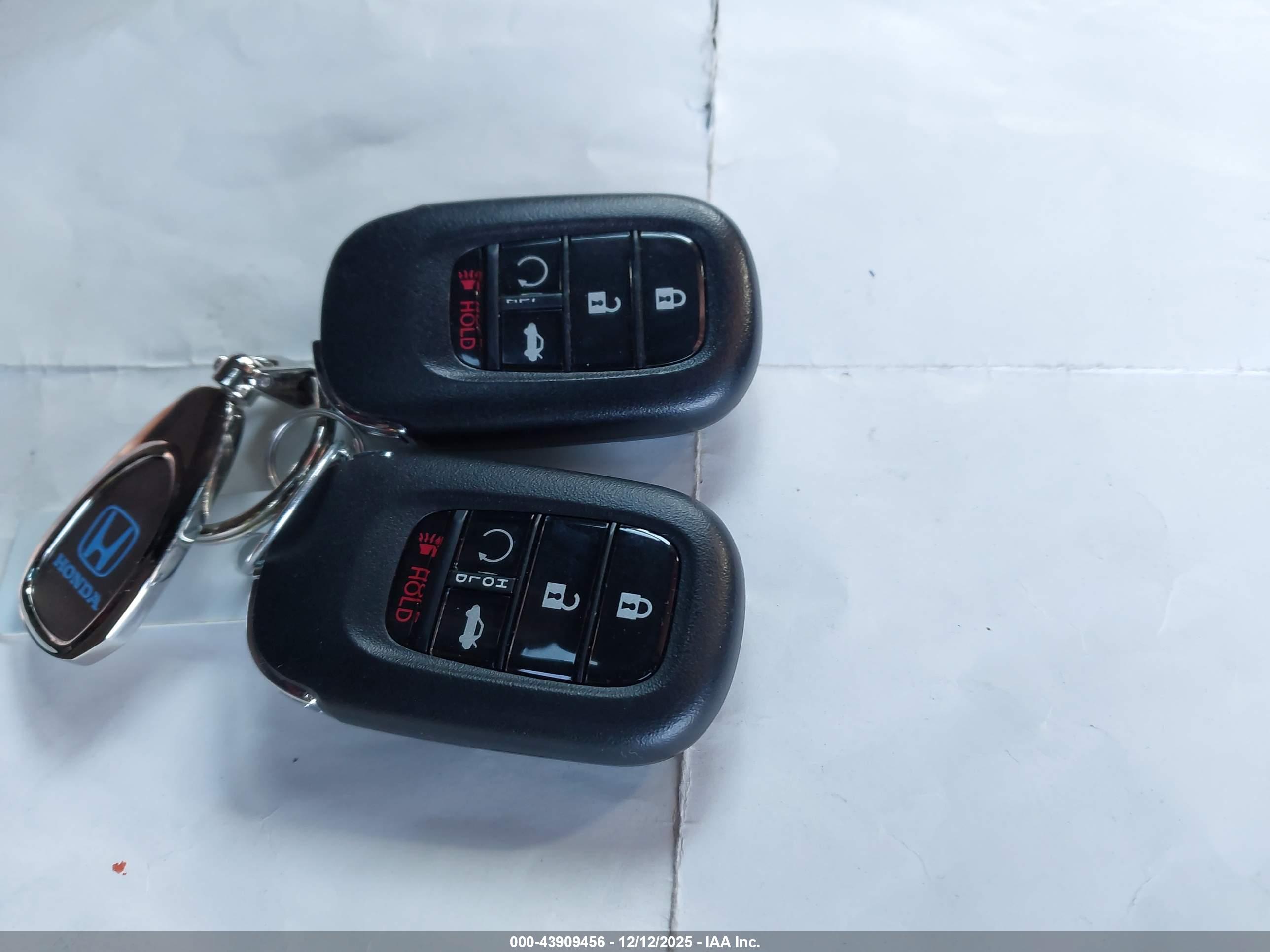 HONDA CIVIC image 11