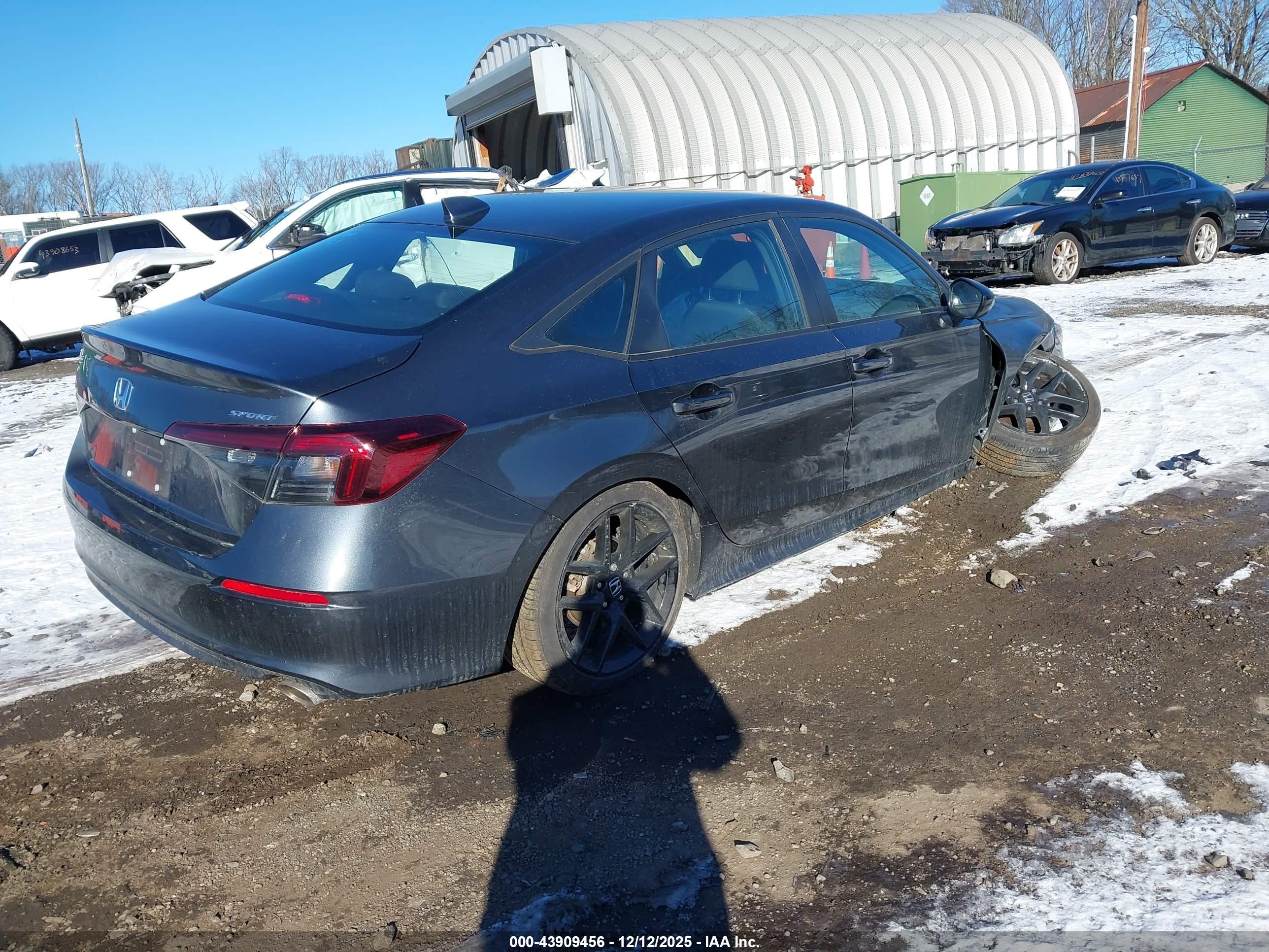HONDA CIVIC image 4