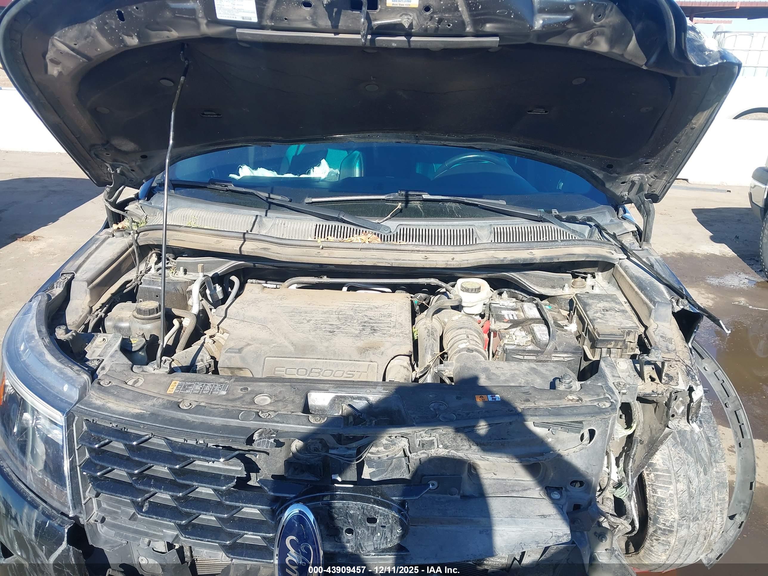 FORD EXPLORER image 10