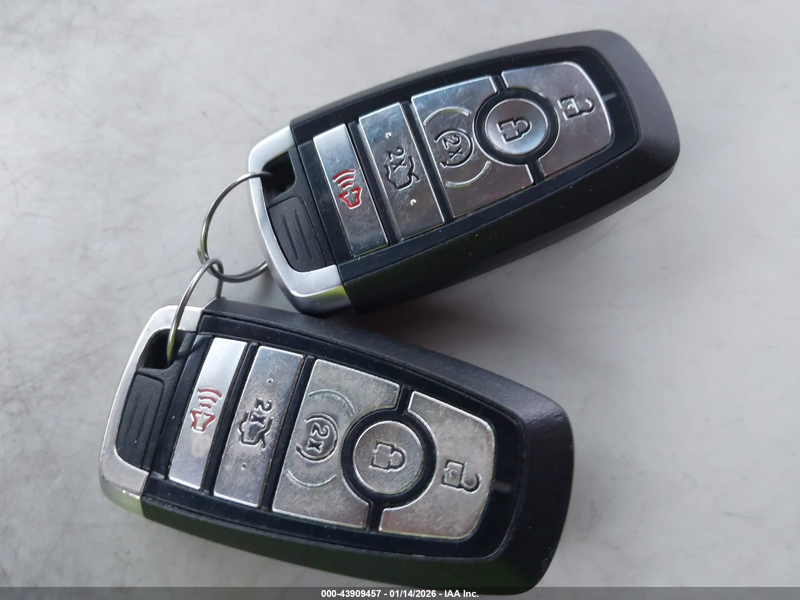 FORD EXPLORER image 11