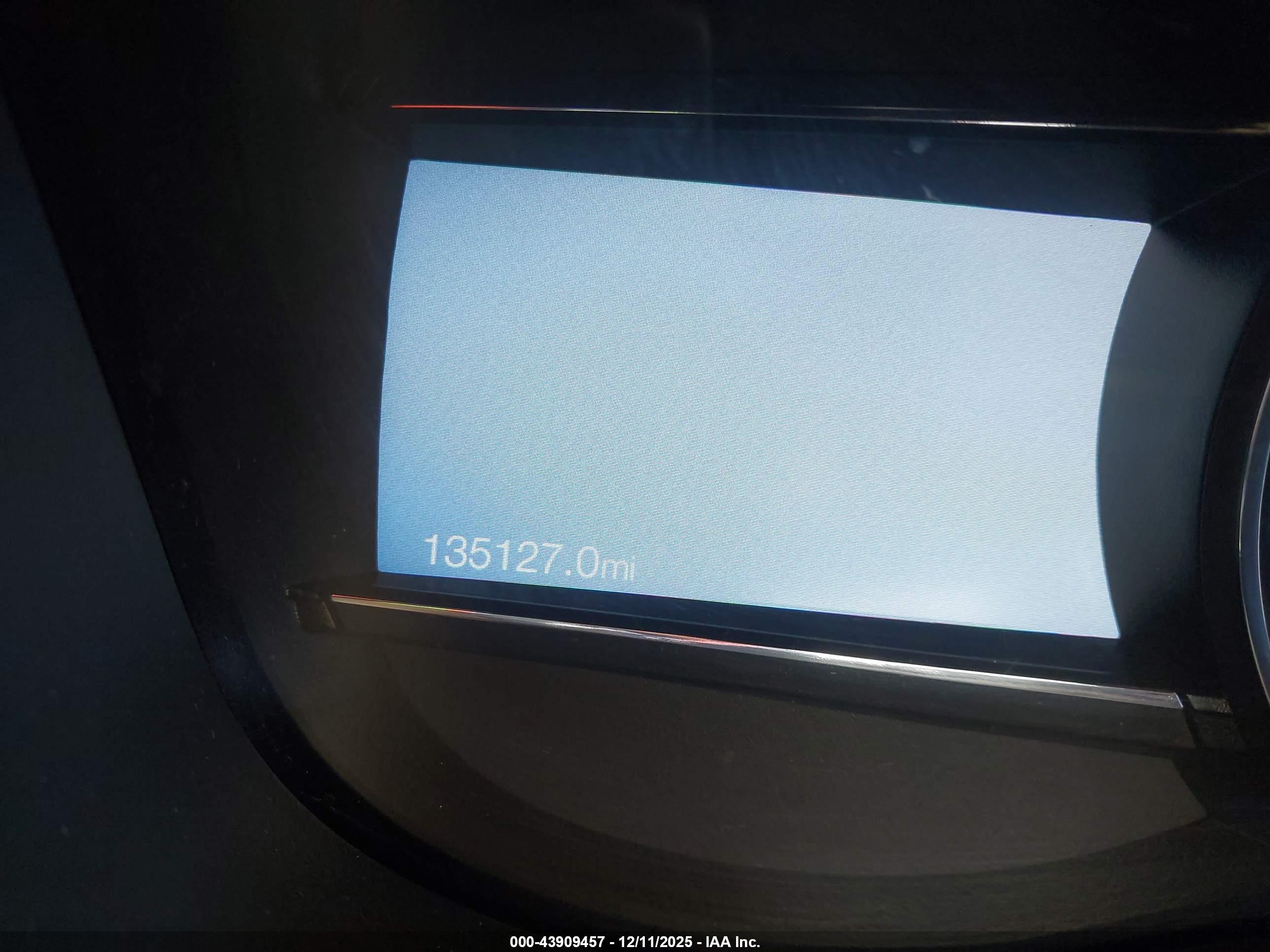 FORD EXPLORER image 7