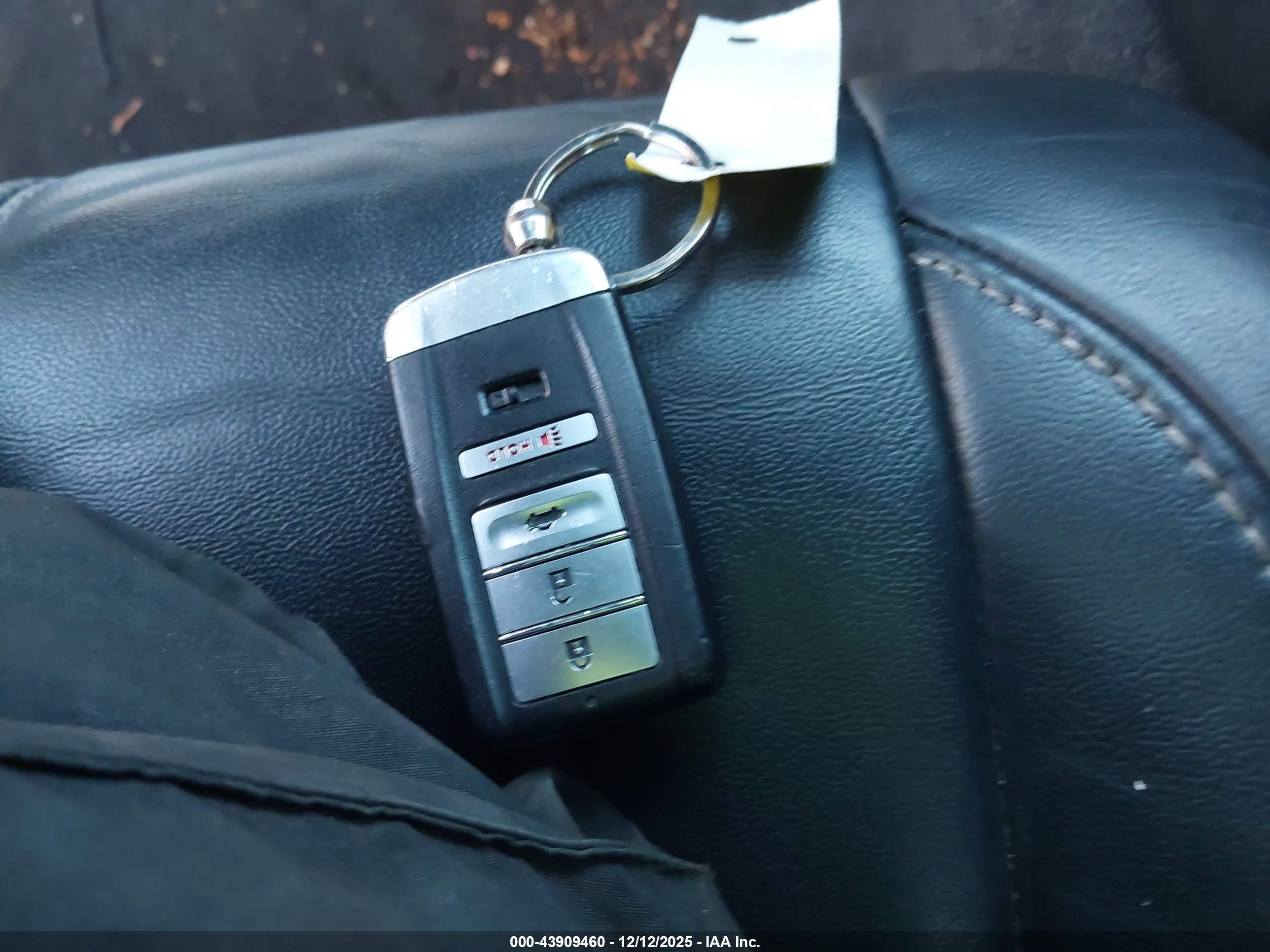ACURA TLX image 11