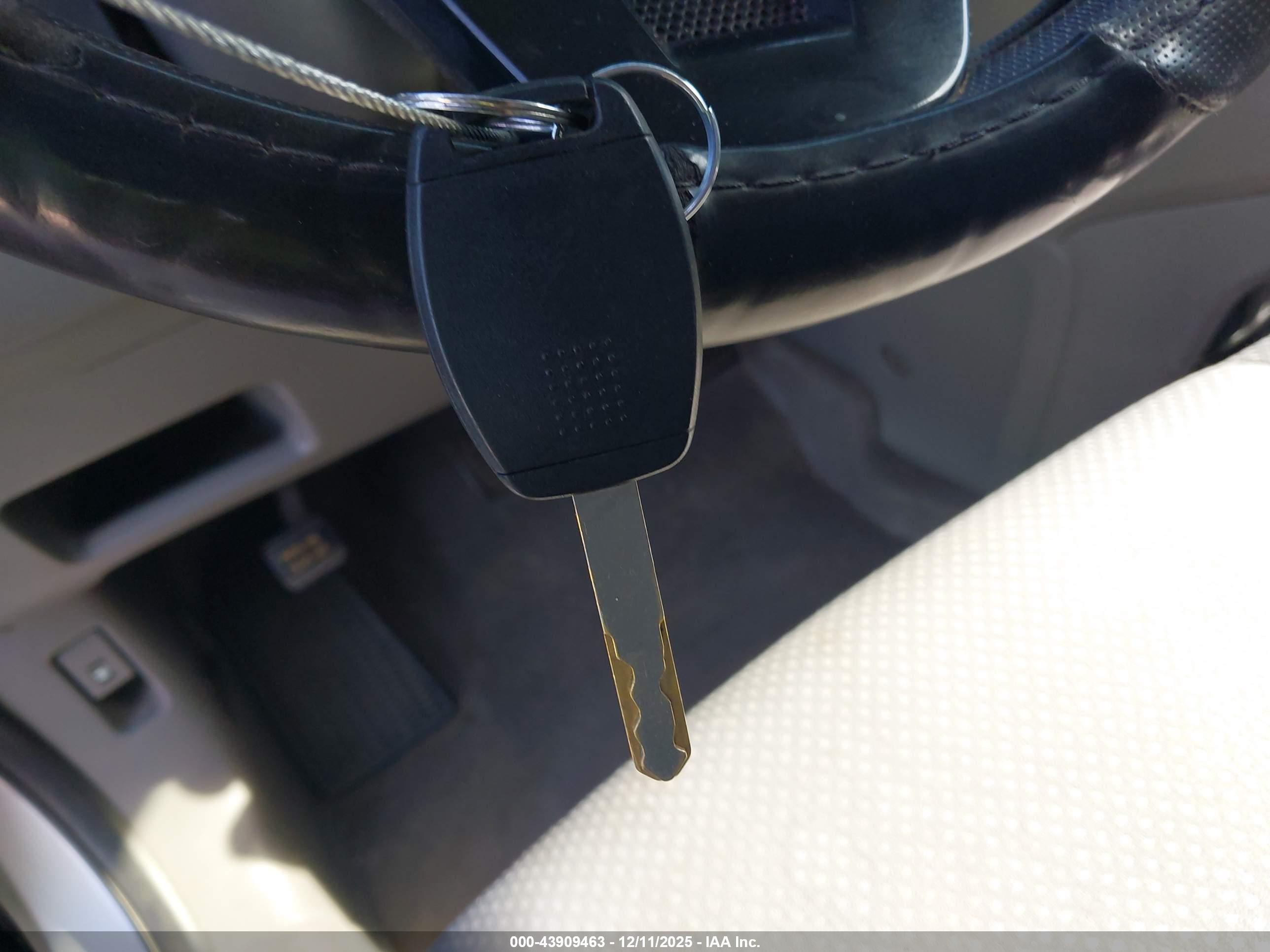 HONDA CR-V image 11