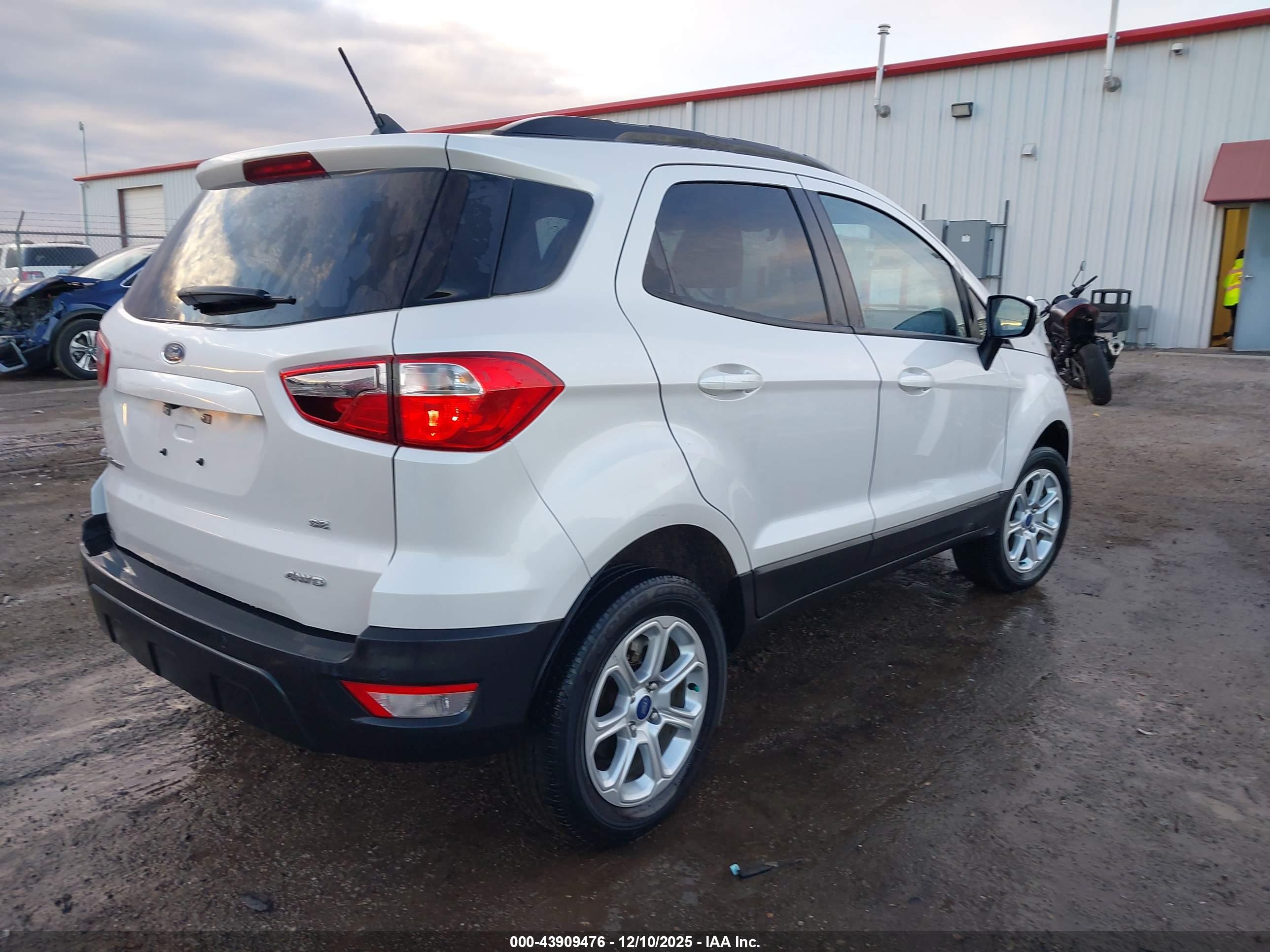 FORD ECOSPORT image 4