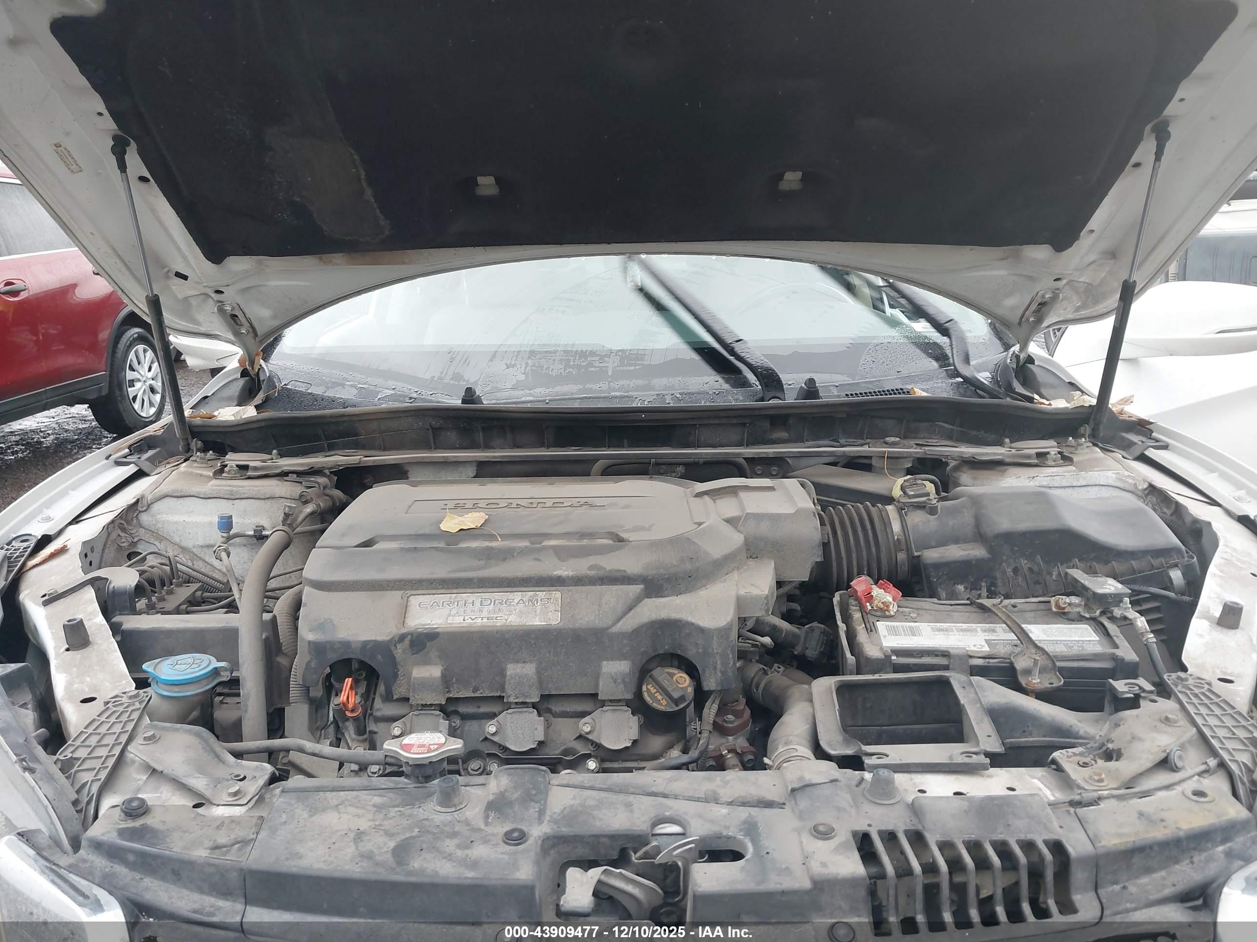 HONDA ACCORD image 10