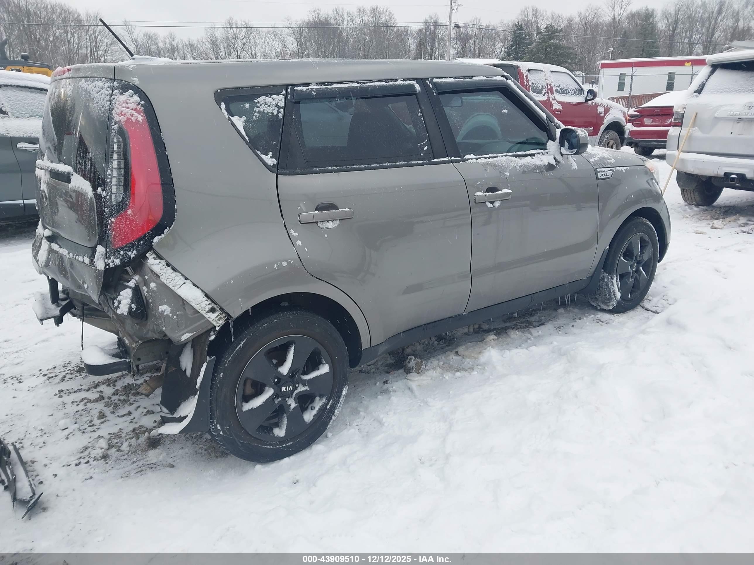 KIA SOUL image 4