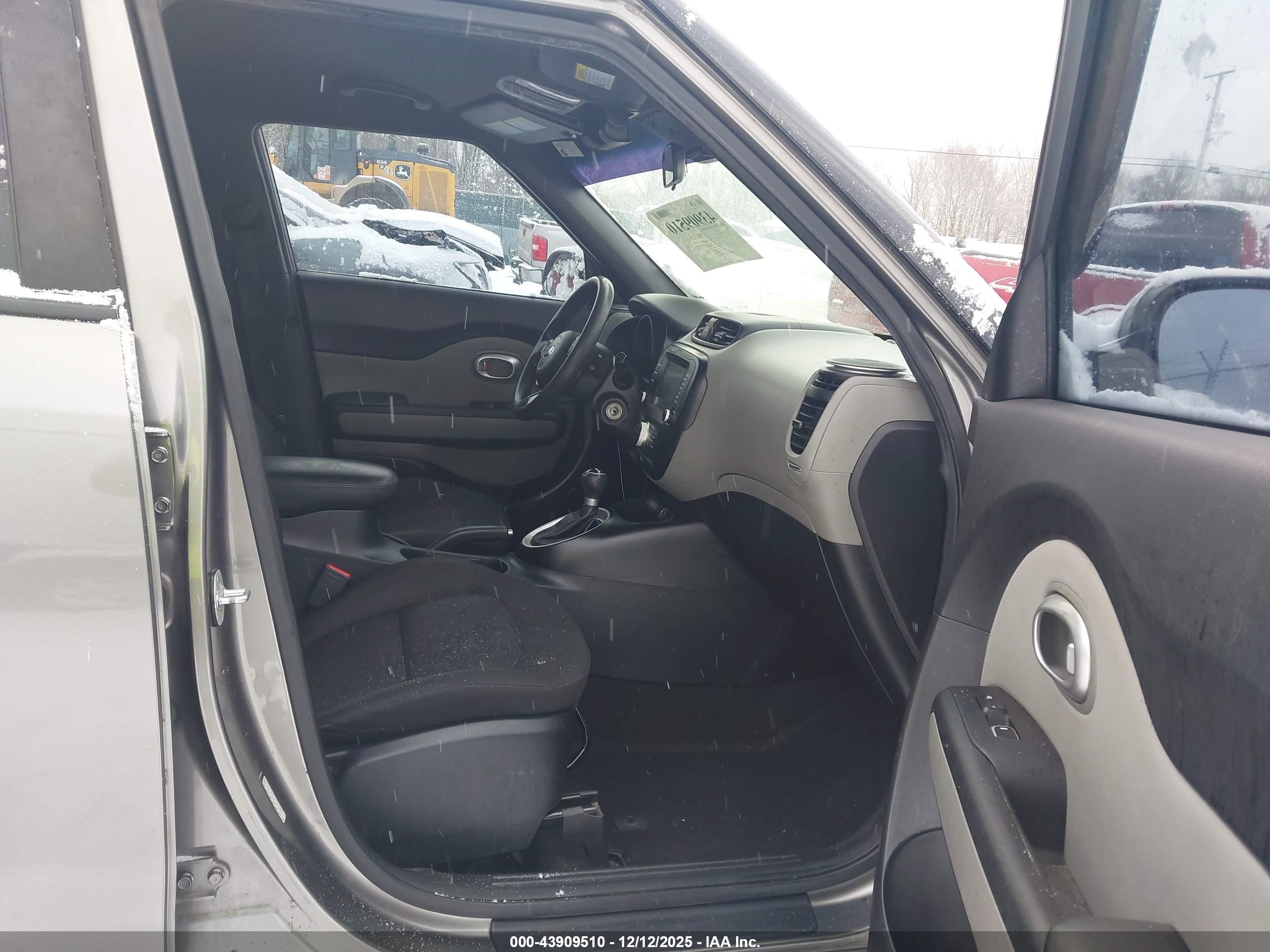 KIA SOUL image 5