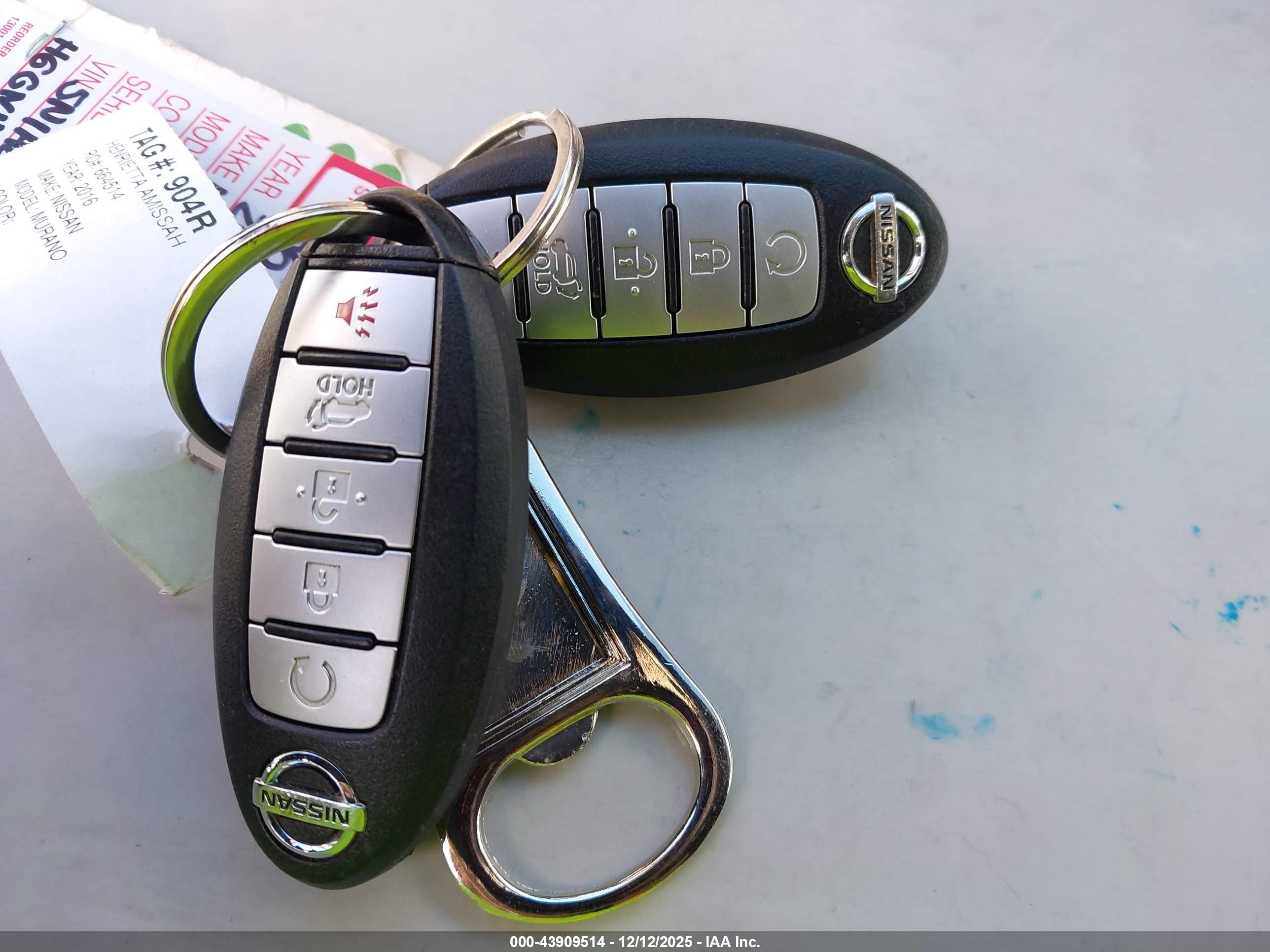 NISSAN MURANO image 11