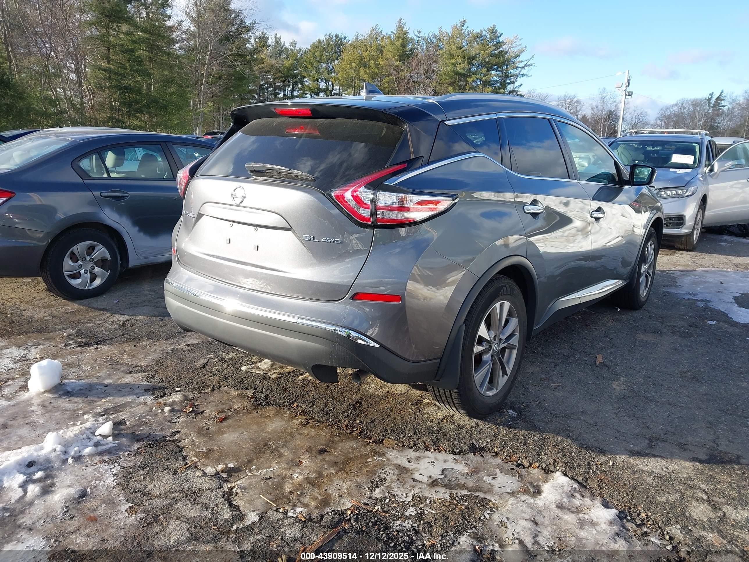 NISSAN MURANO image 4