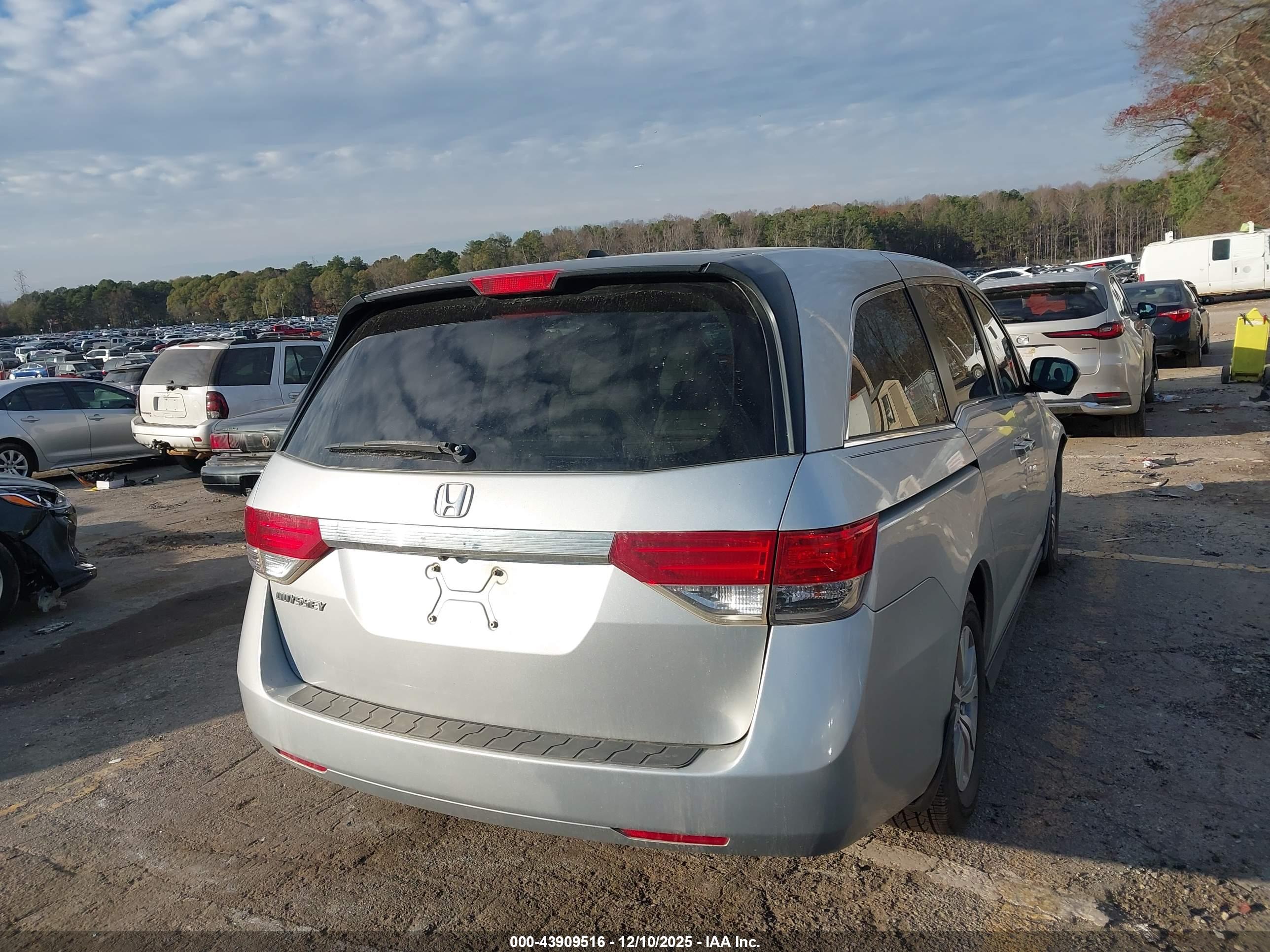 HONDA ODYSSEY image 4