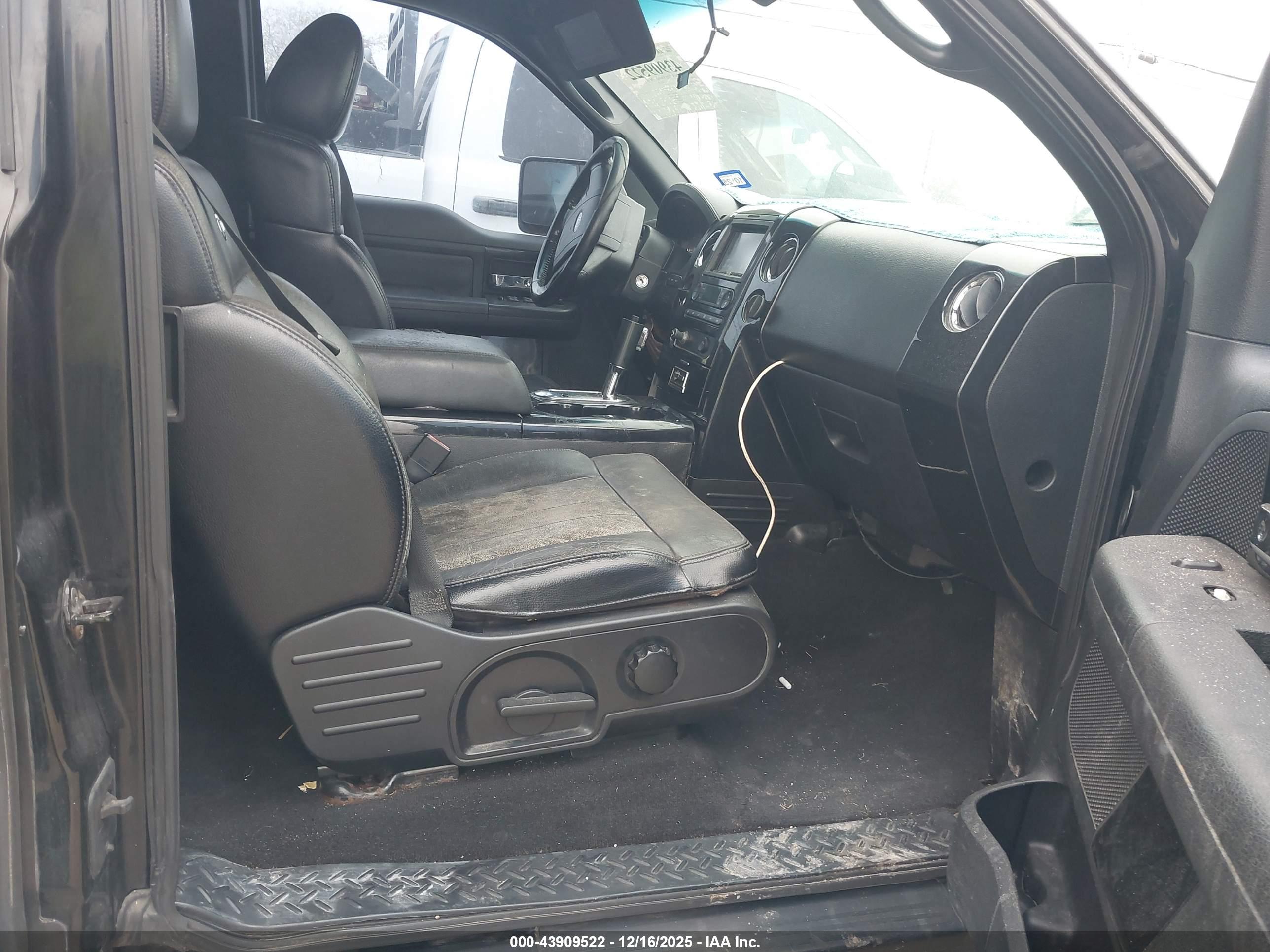 FORD F-150 image 5