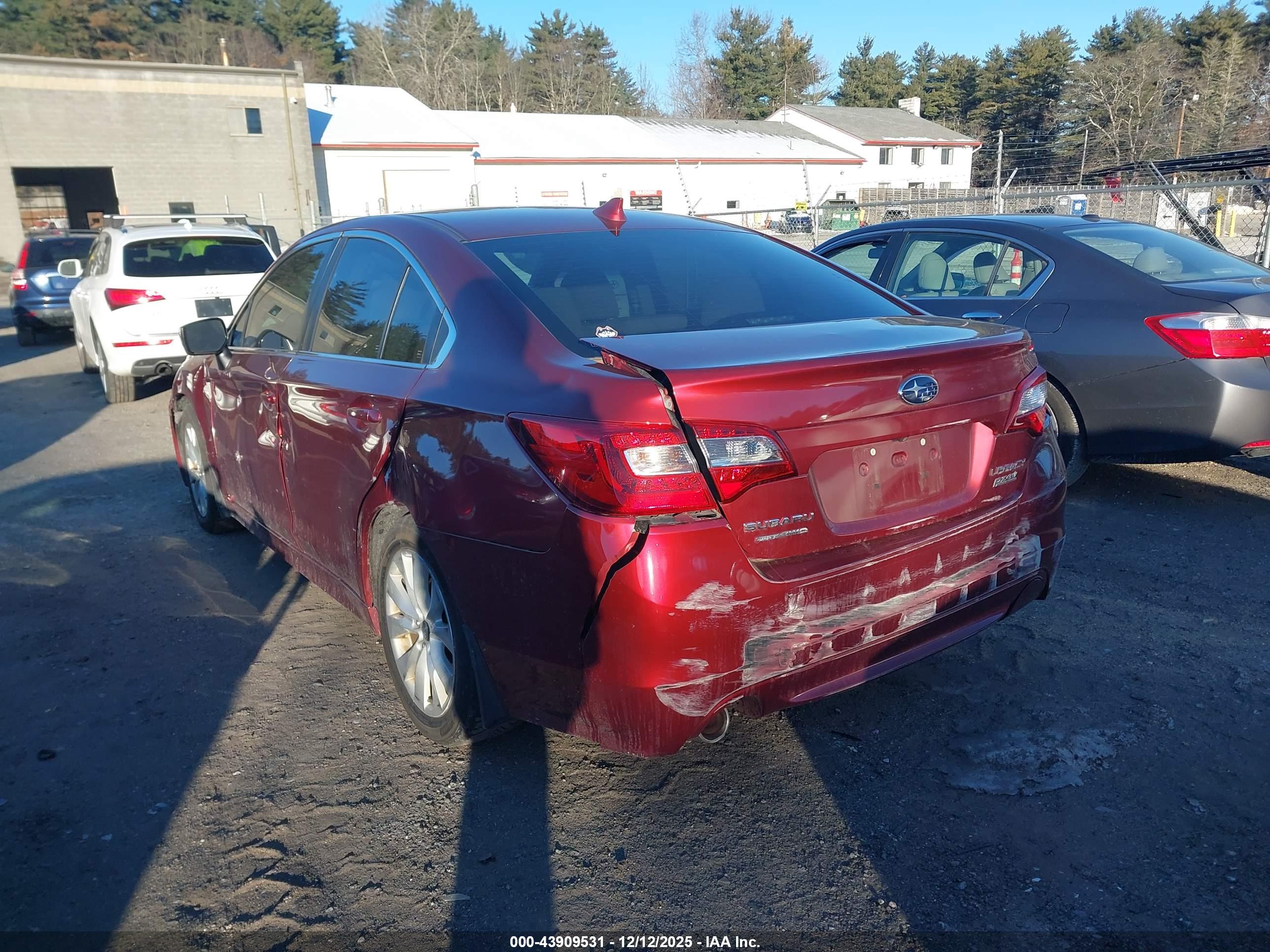 SUBARU LEGACY image 3