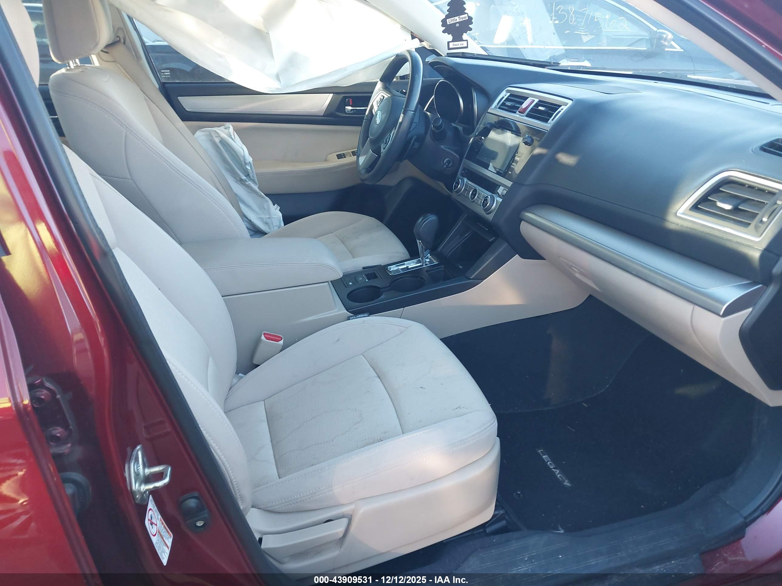 SUBARU LEGACY image 5