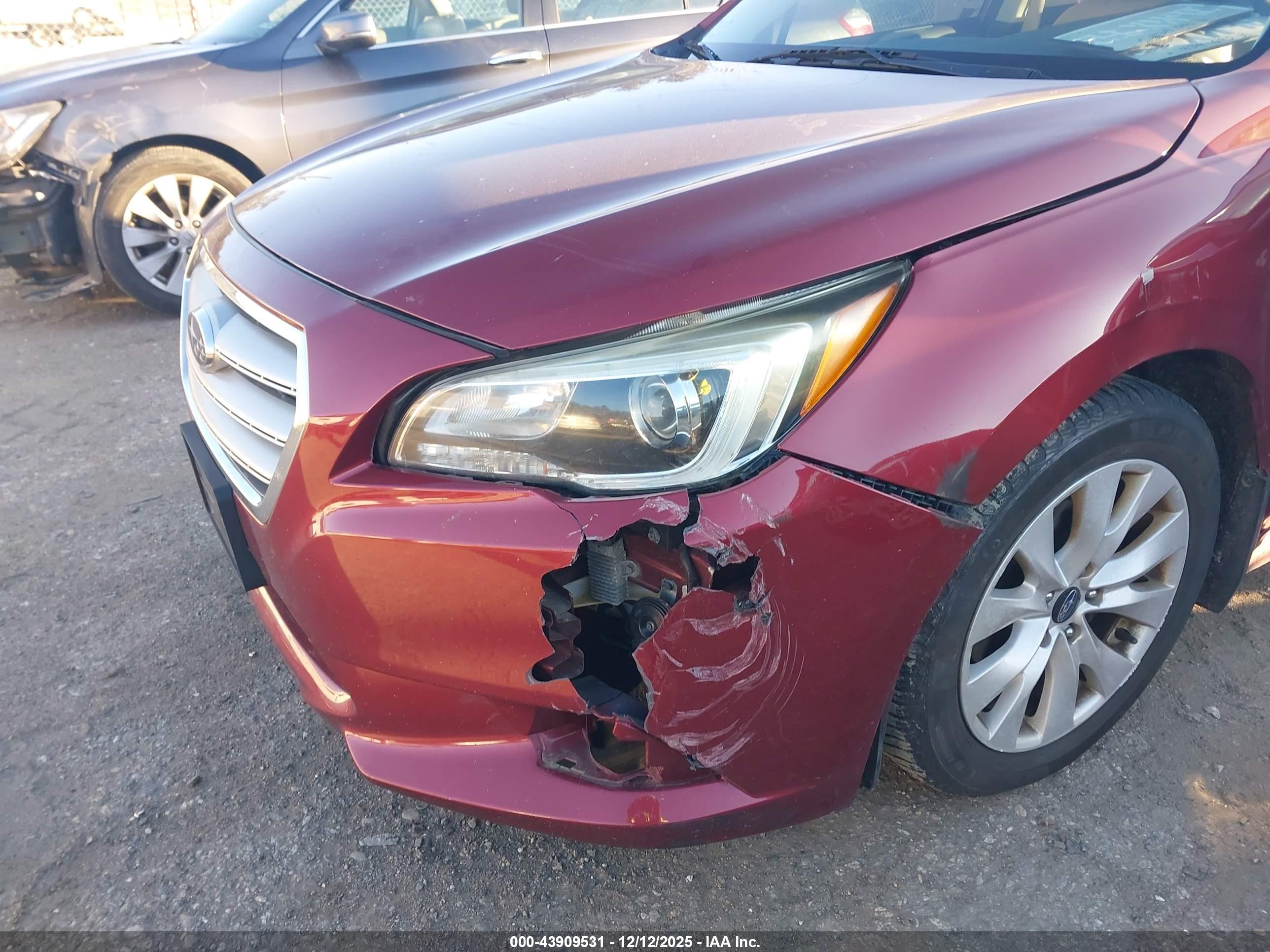 SUBARU LEGACY image 6