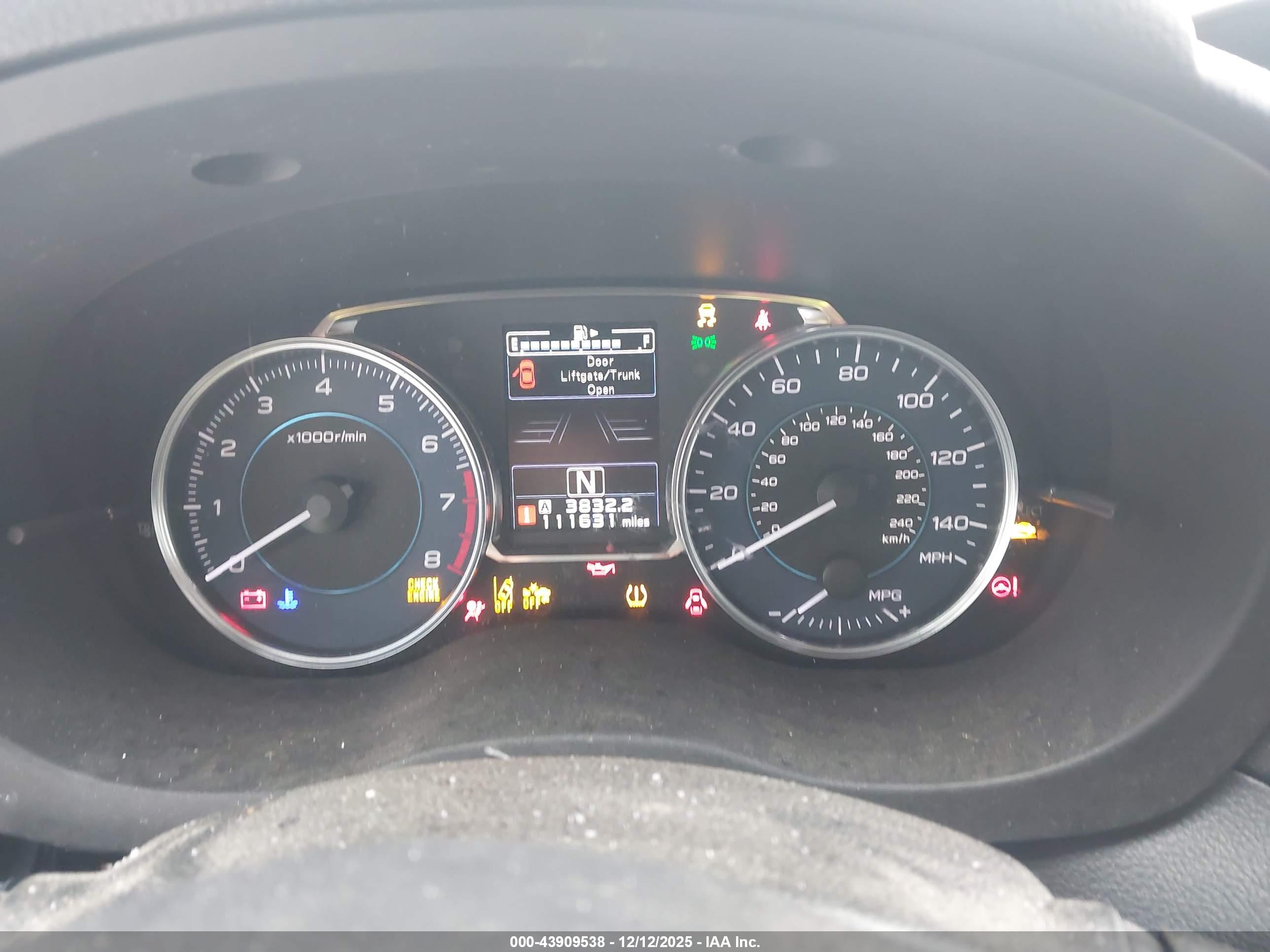 SUBARU CROSSTREK image 7