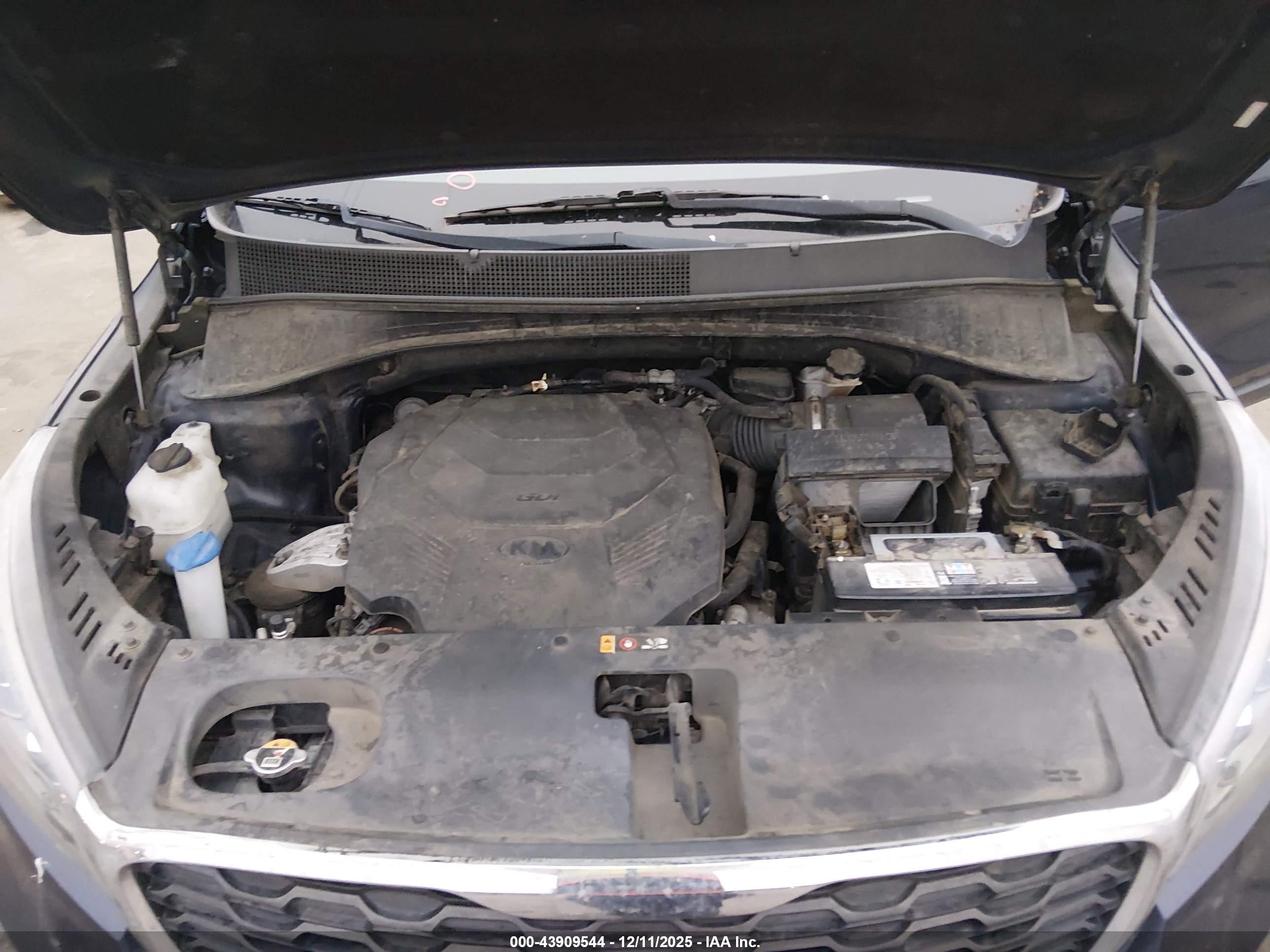 KIA SORENTO image 10