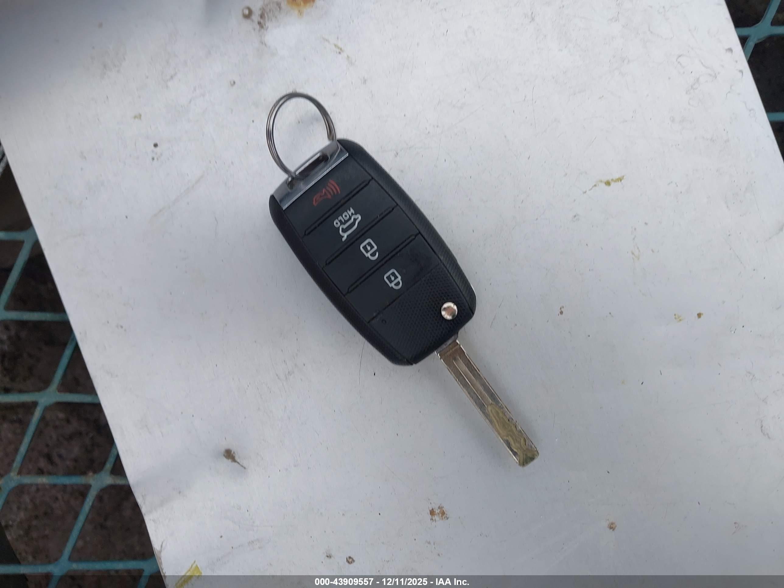 KIA SOUL image 11