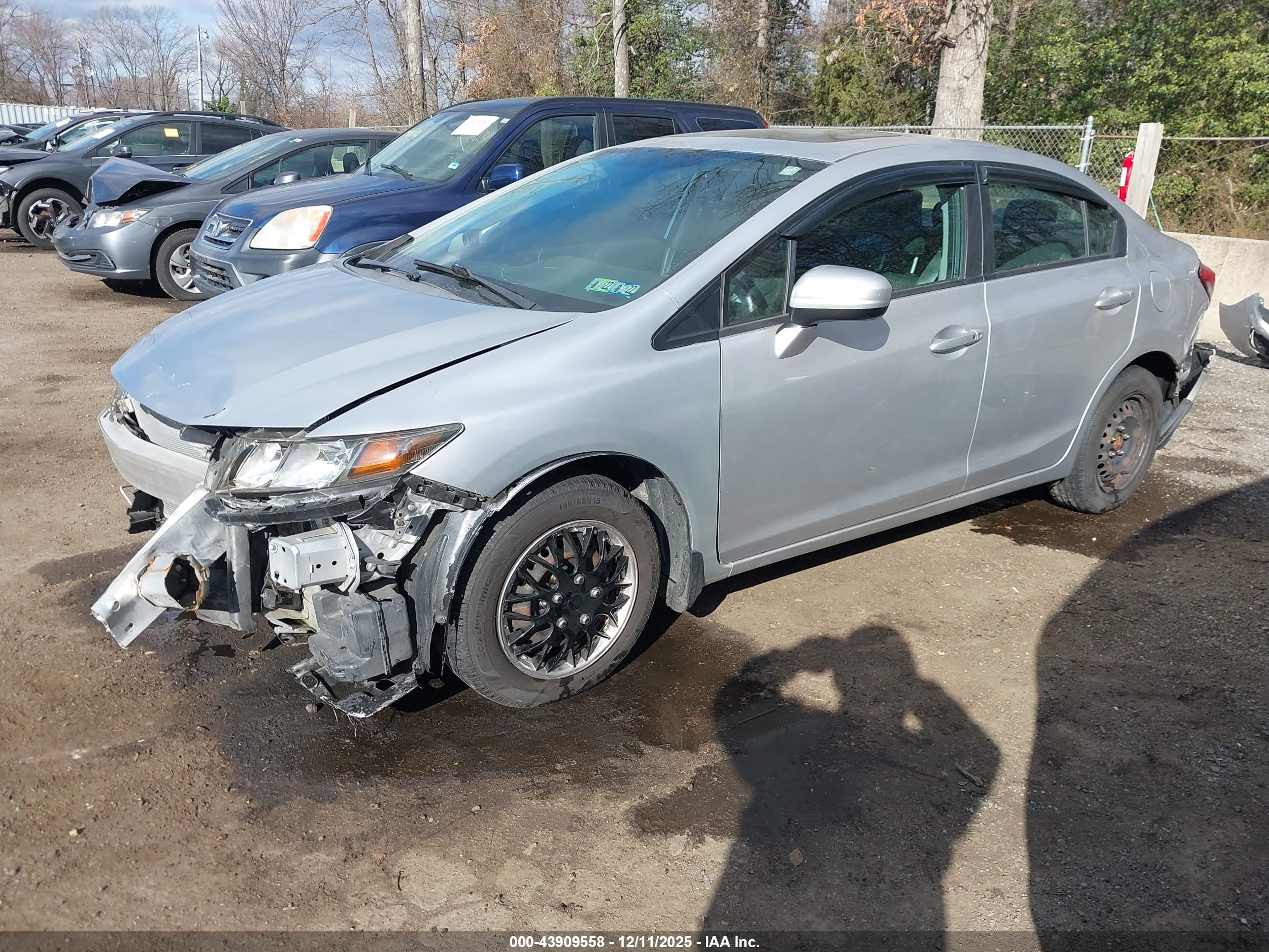 HONDA CIVIC image 2
