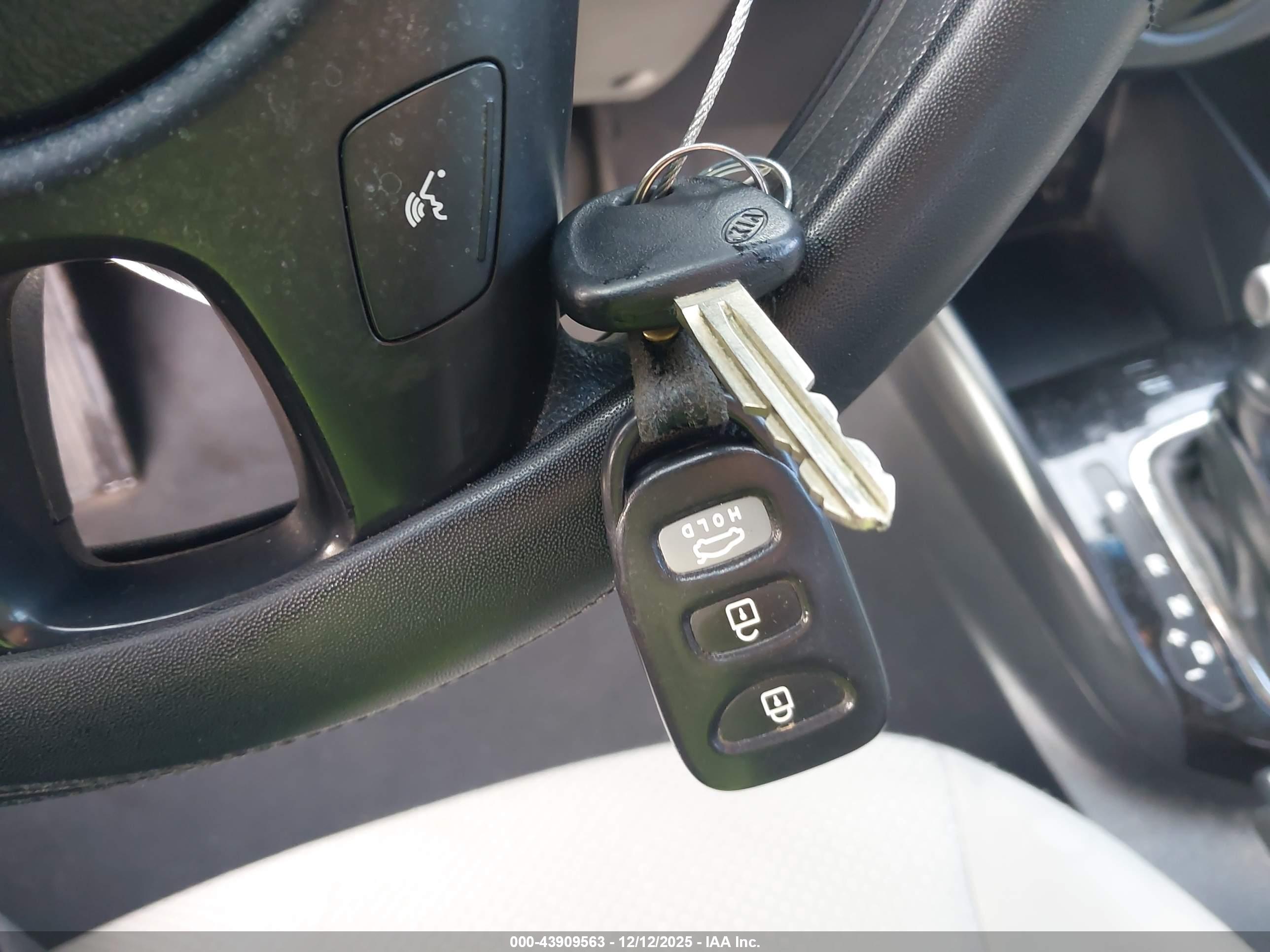 KIA FORTE image 11