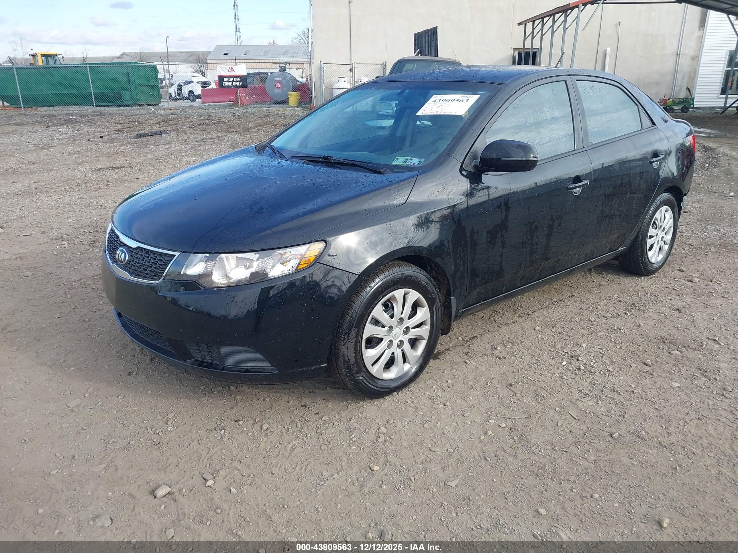 KIA FORTE image 2