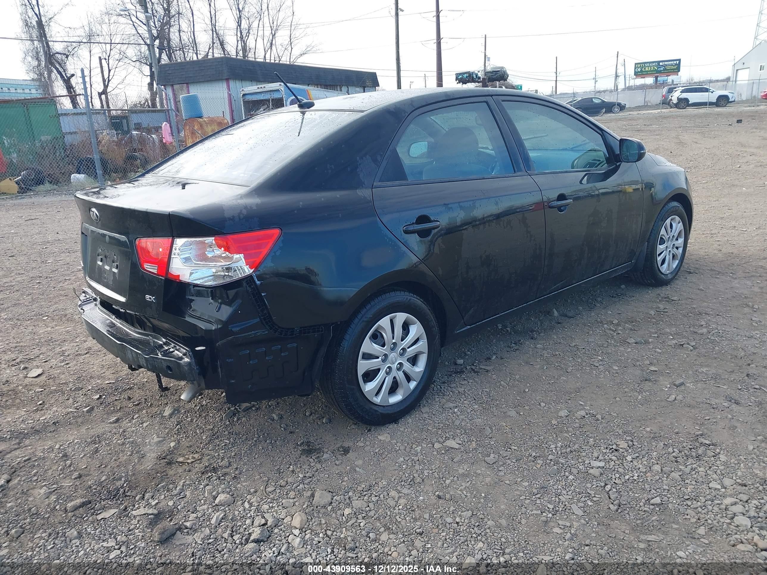 KIA FORTE image 4