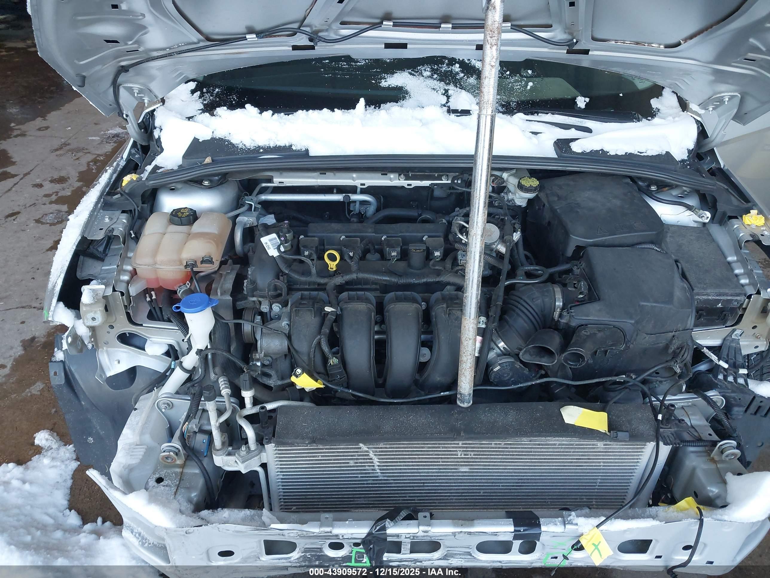 FORD FOCUS image 10