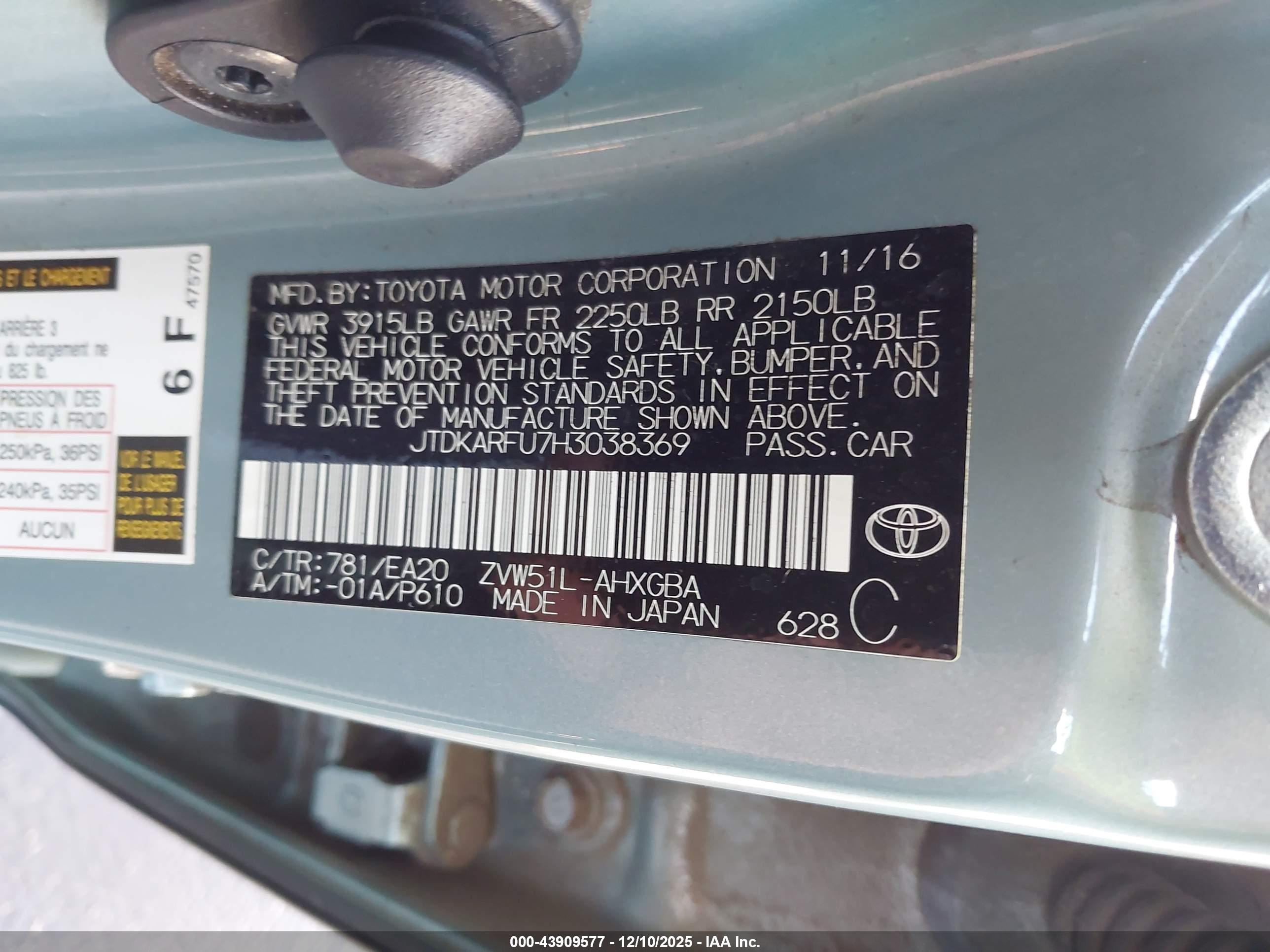 TOYOTA PRIUS image 9