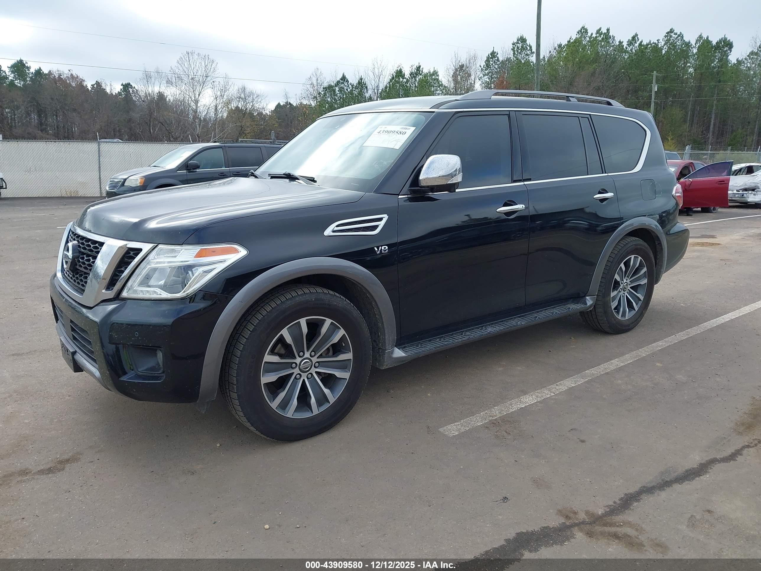 NISSAN ARMADA image 2