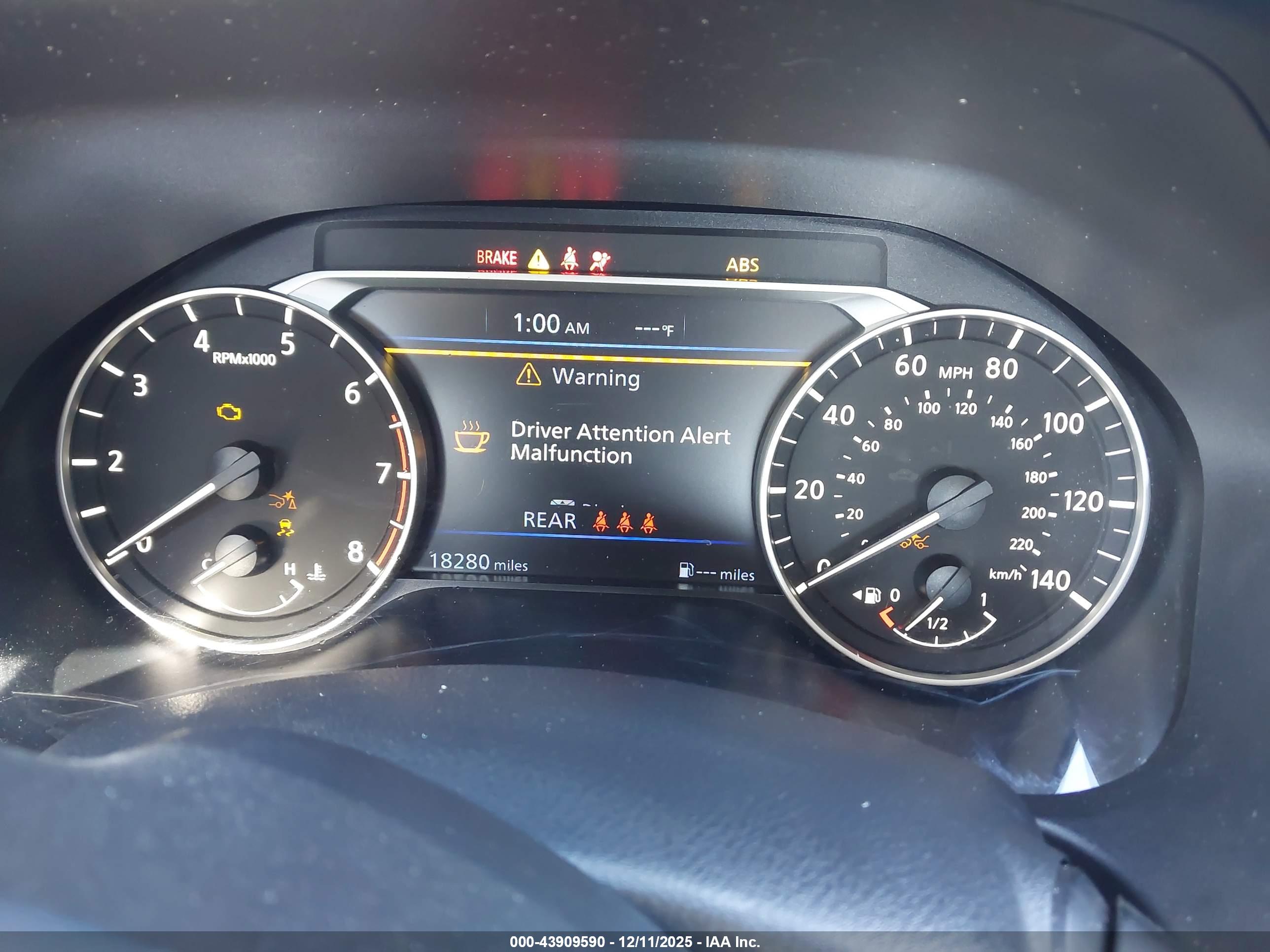 NISSAN ALTIMA image 7