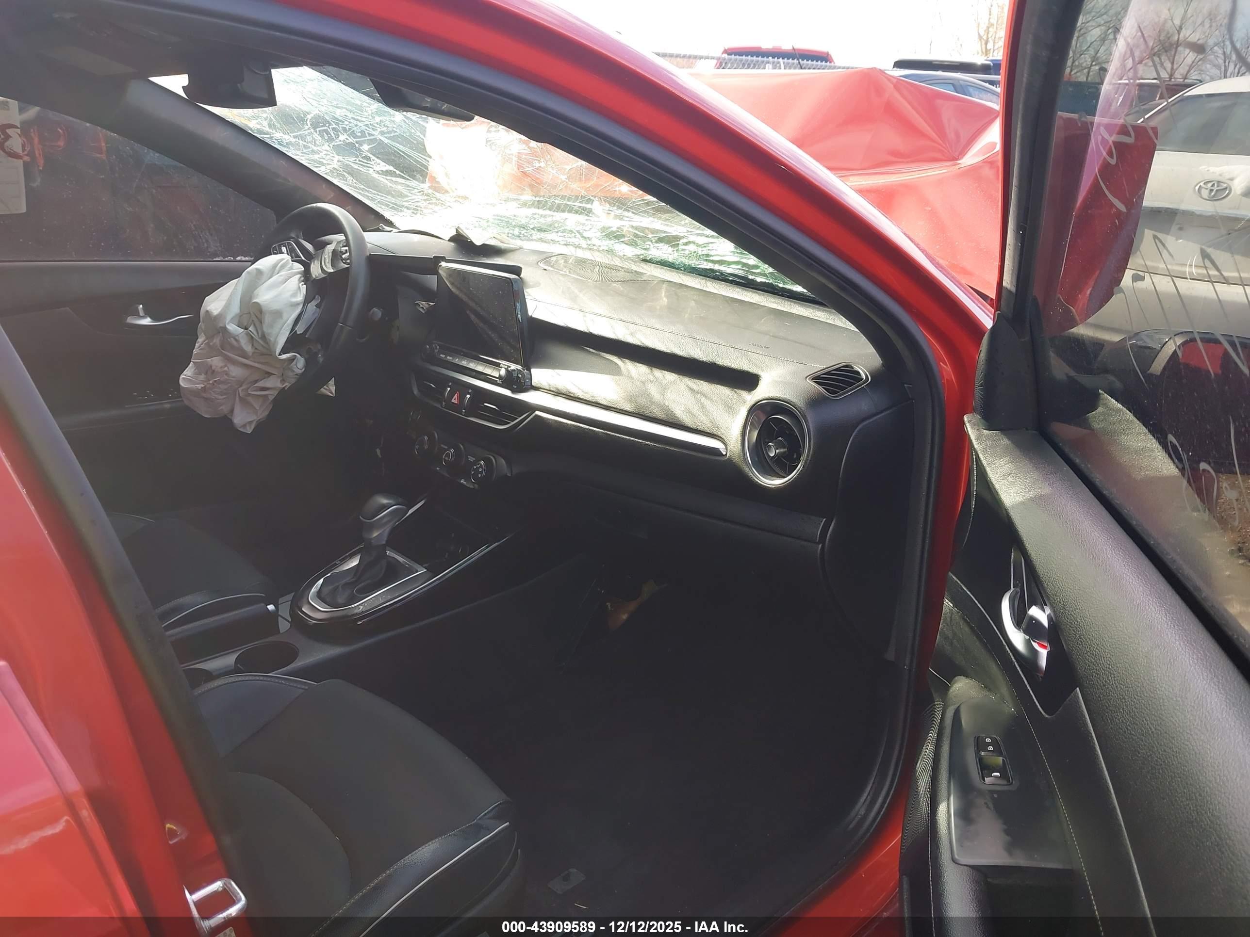 KIA FORTE image 5