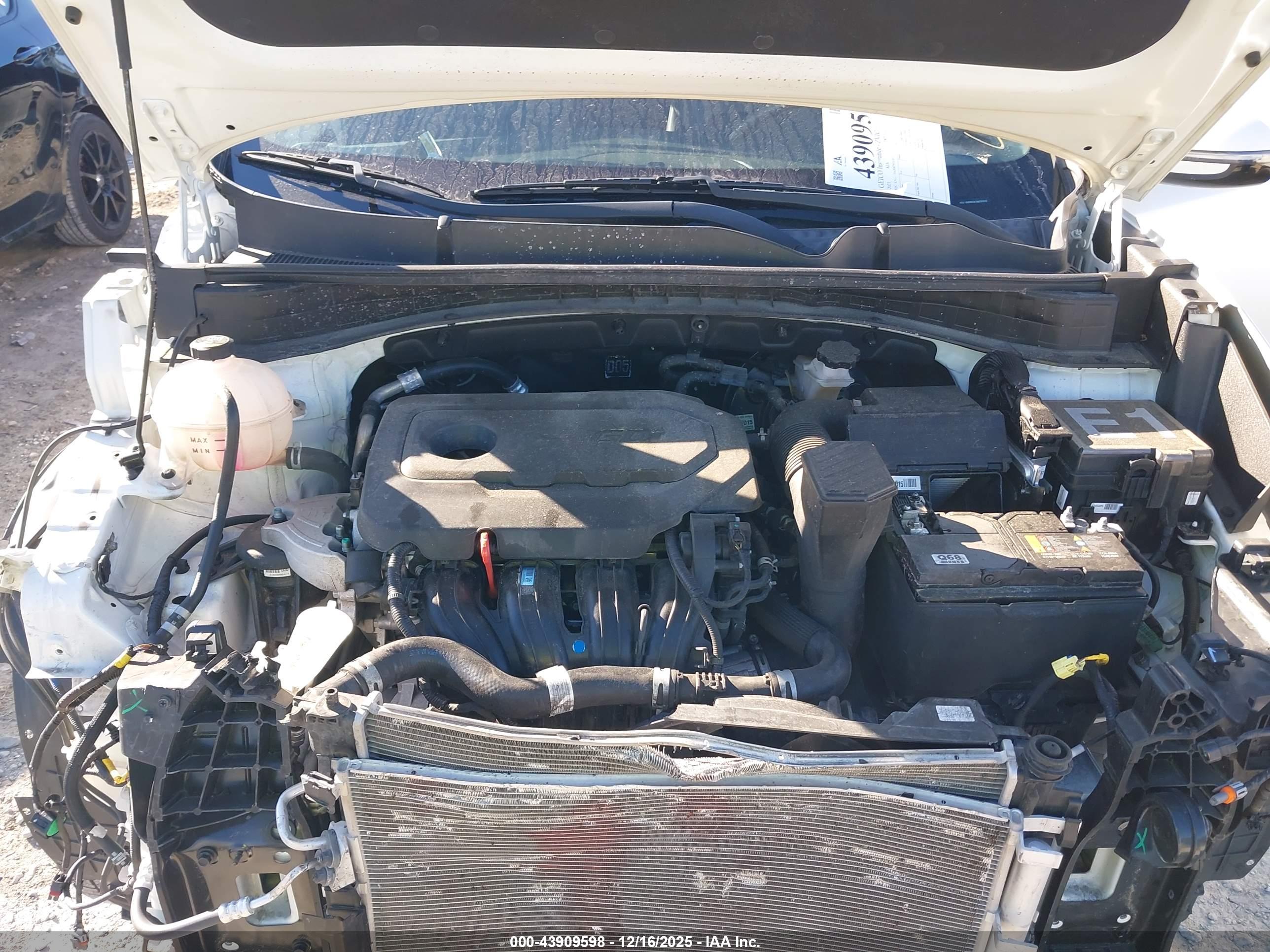 KIA SPORTAGE image 10