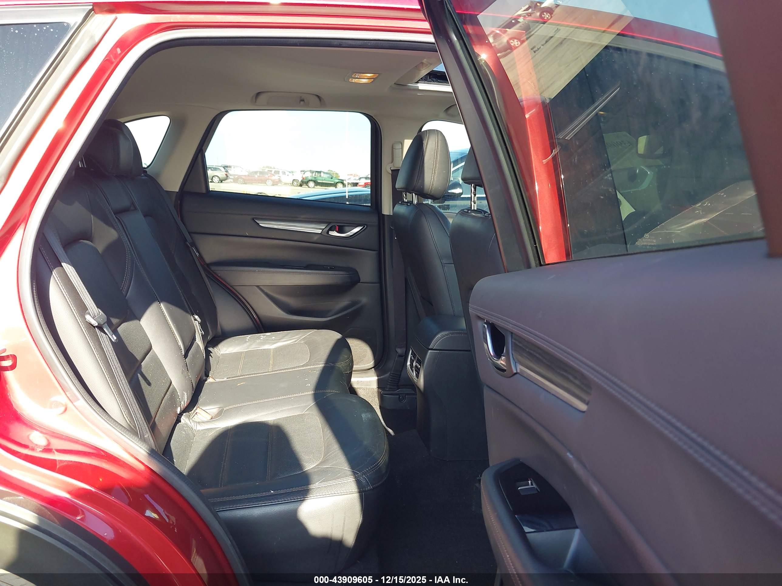 MAZDA CX-5 image 8