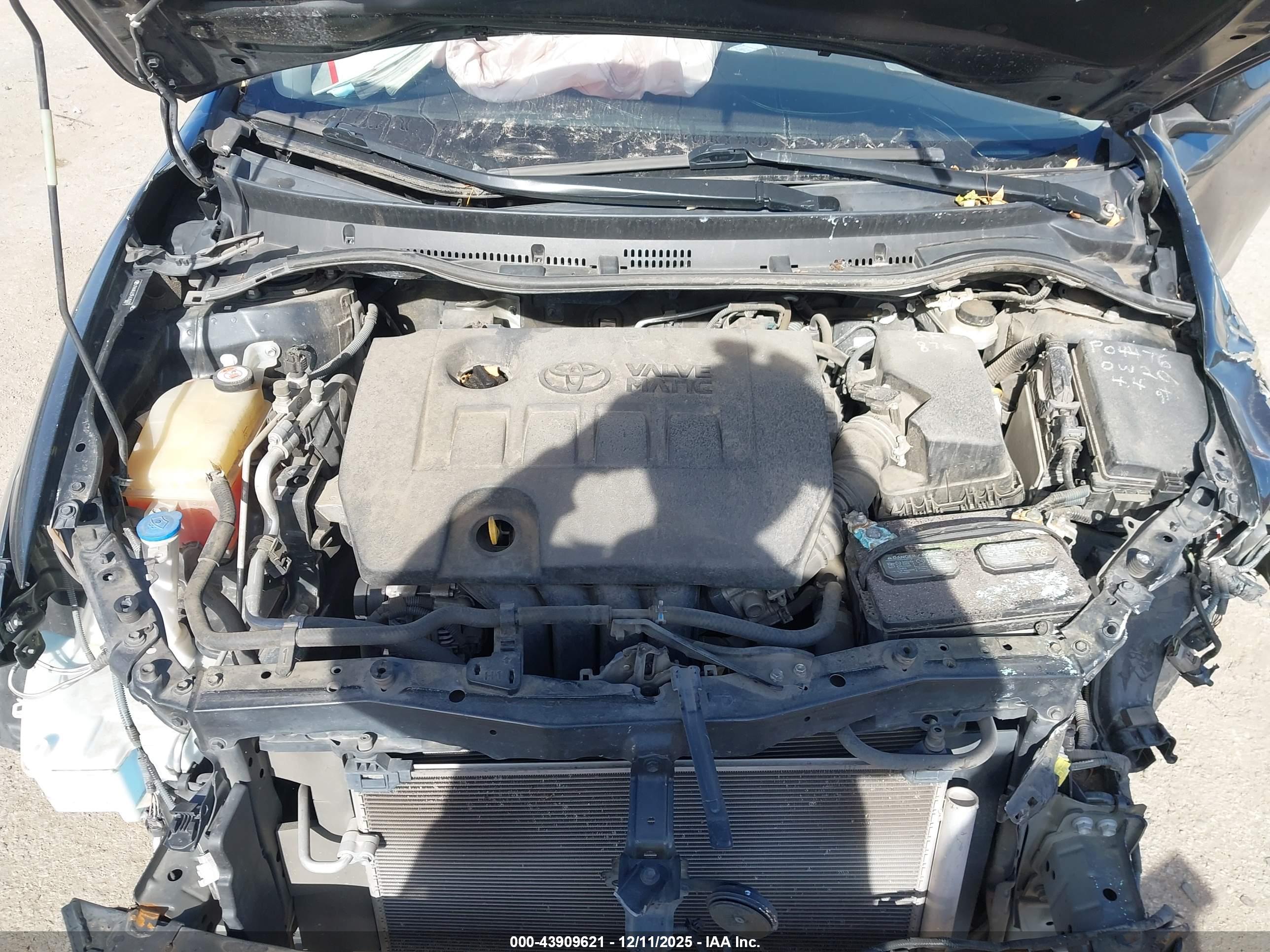 TOYOTA COROLLA image 10