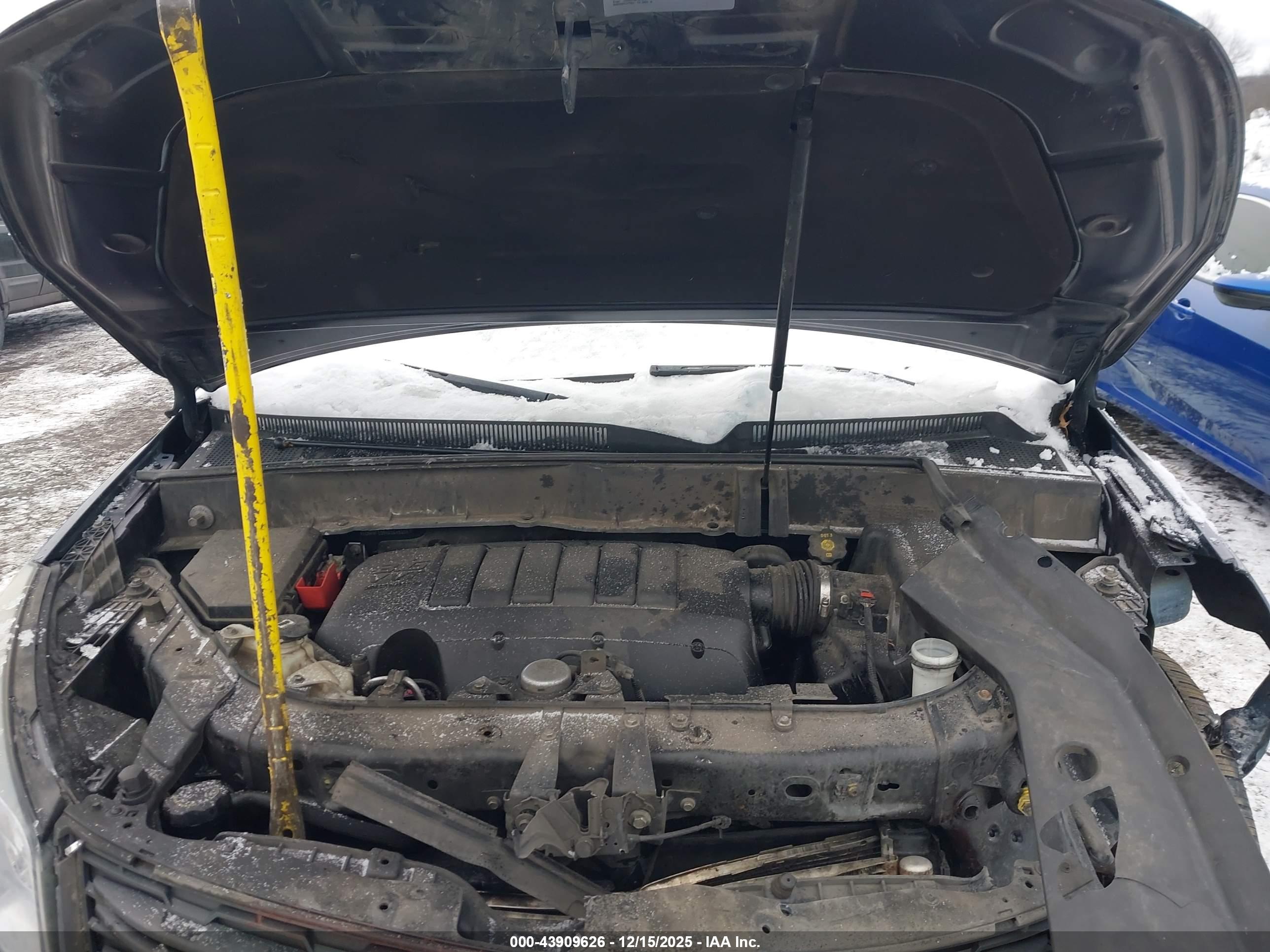 CHEVROLET TRAVERSE image 10