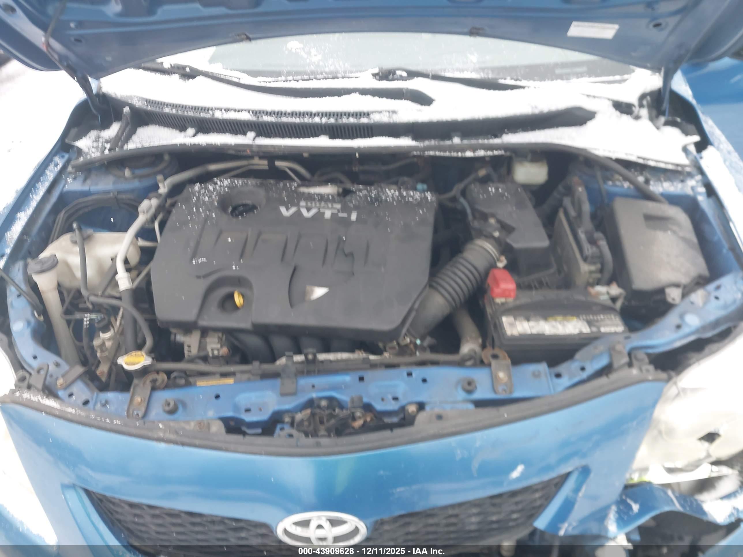 TOYOTA COROLLA image 10