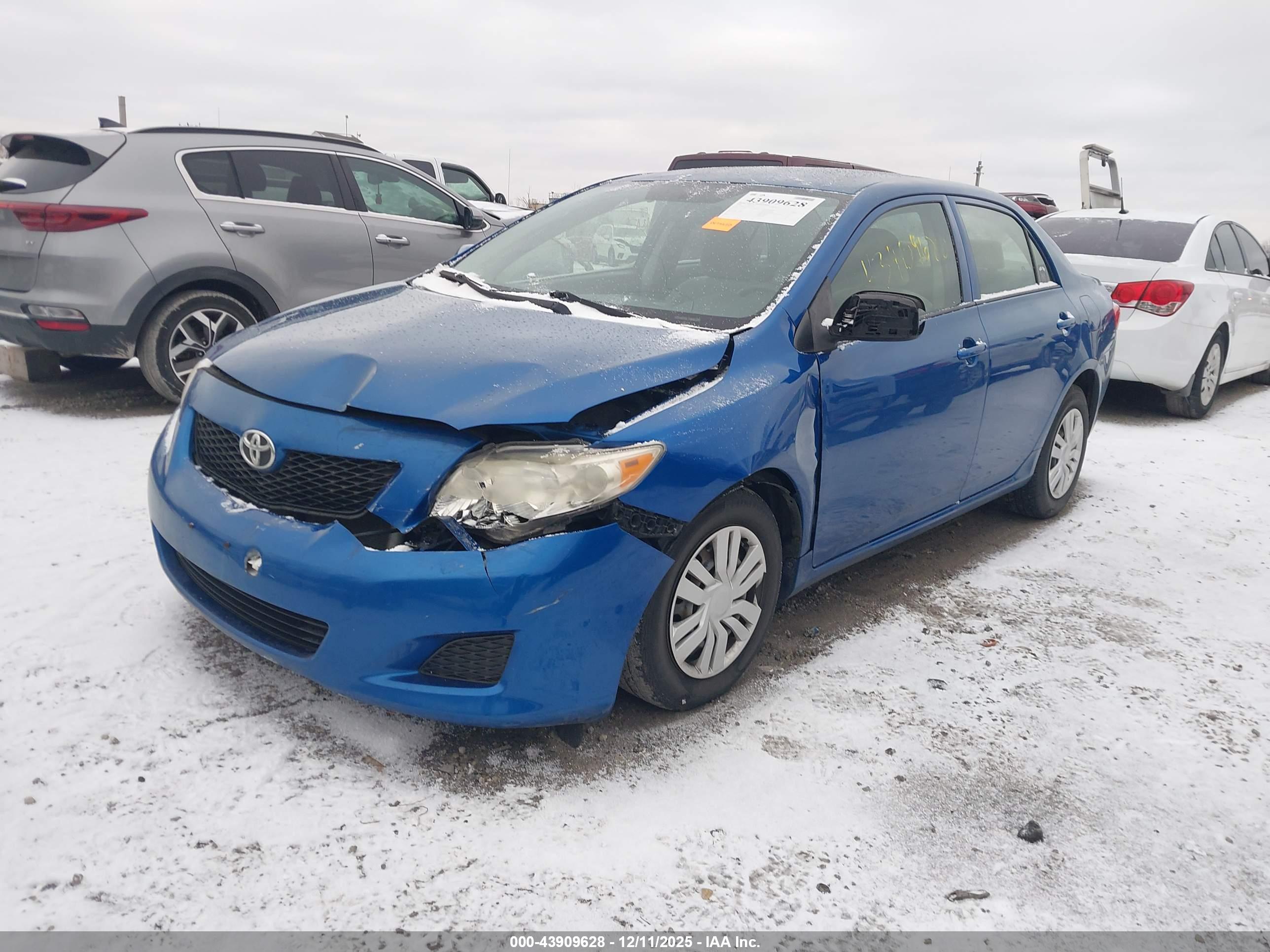 TOYOTA COROLLA image 2