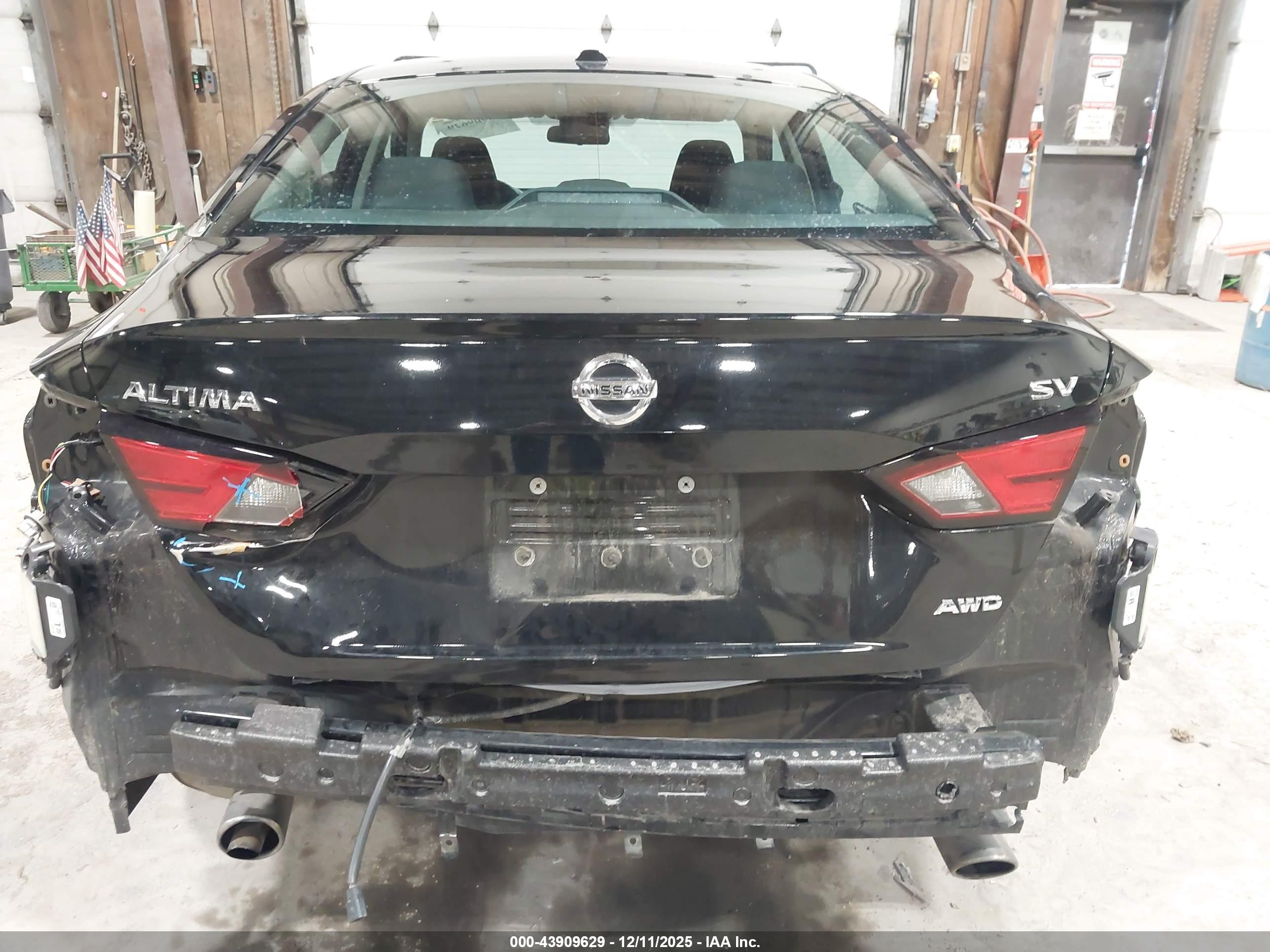 NISSAN ALTIMA image 6