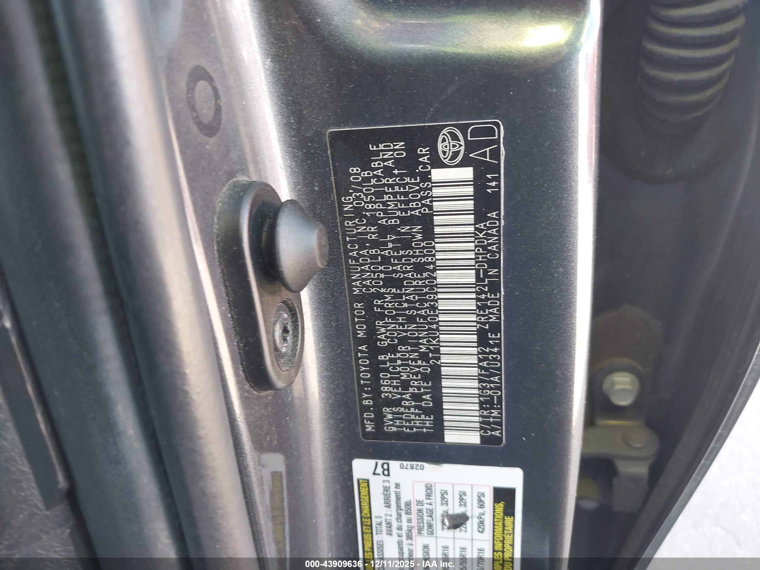 TOYOTA MATRIX image 9