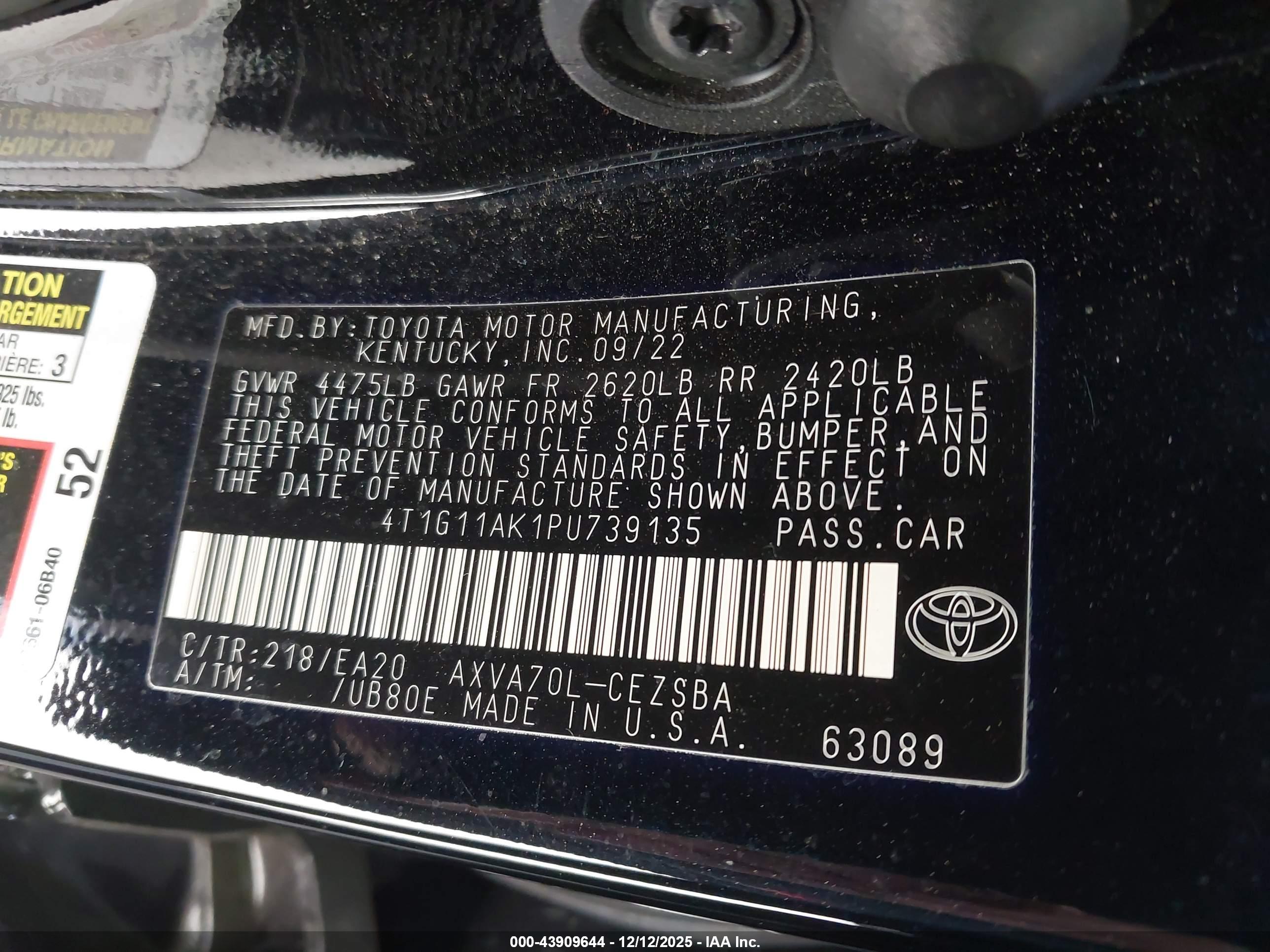 TOYOTA CAMRY image 9