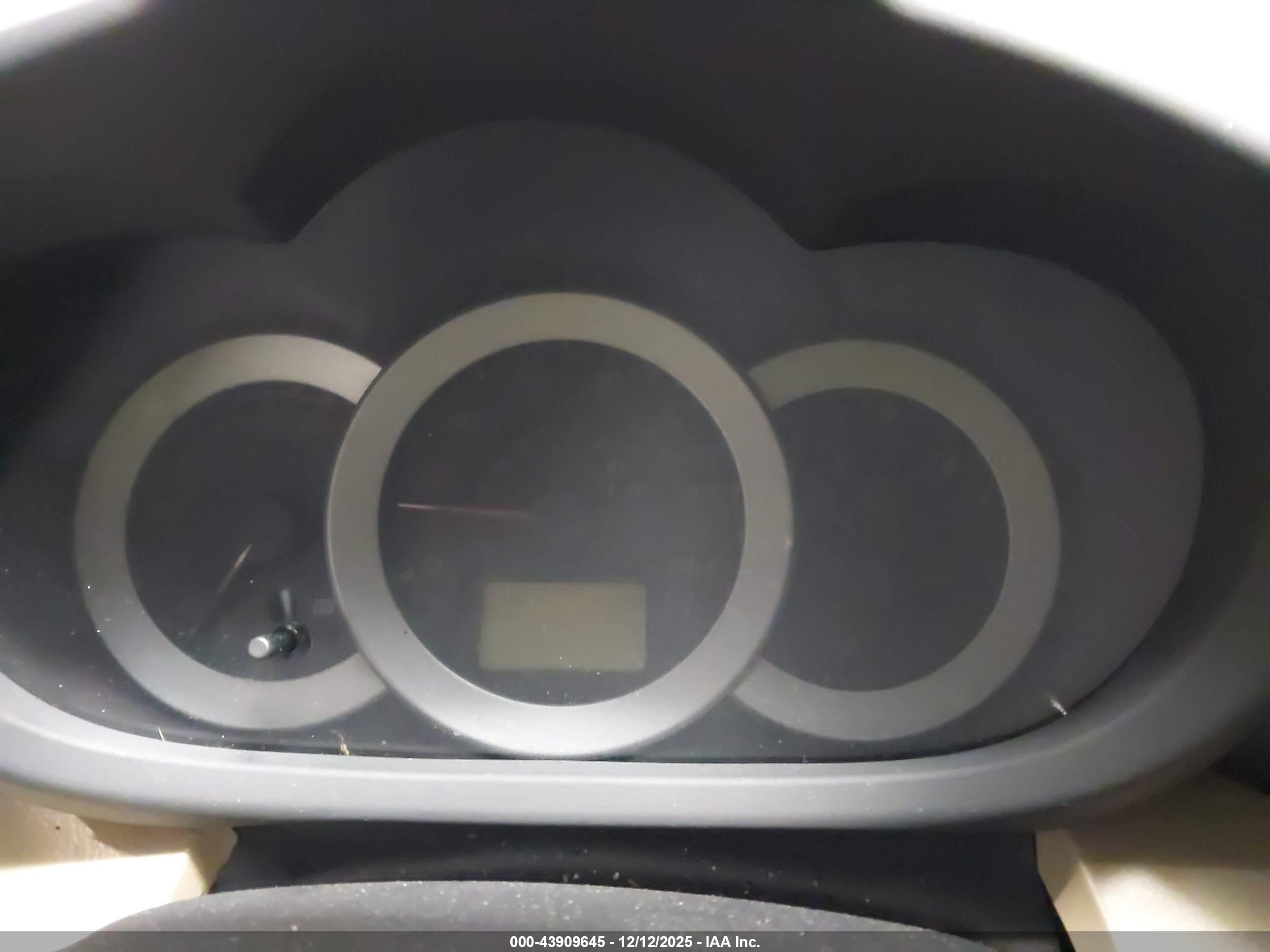 TOYOTA RAV4 image 7