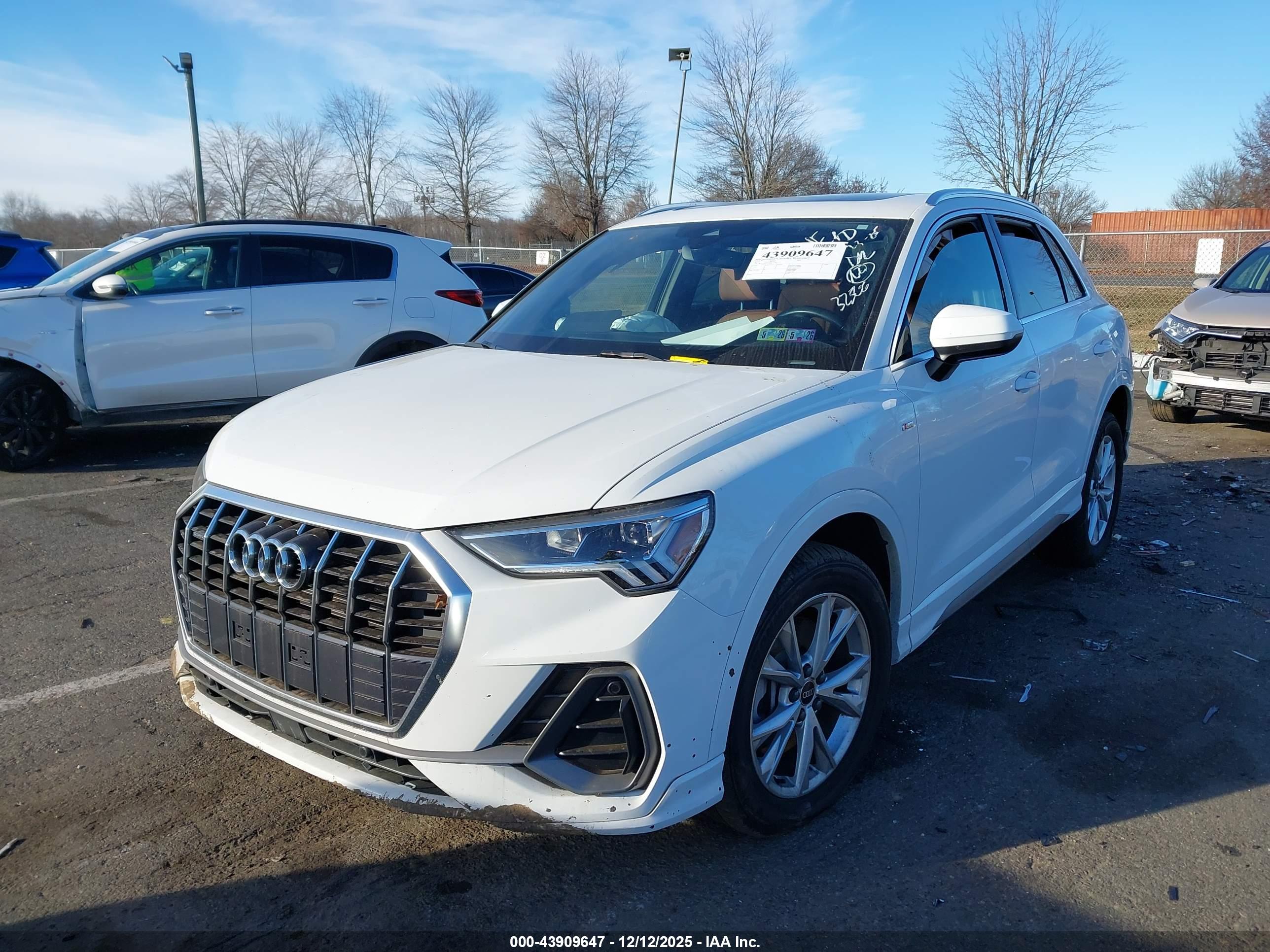 AUDI Q3 image 2