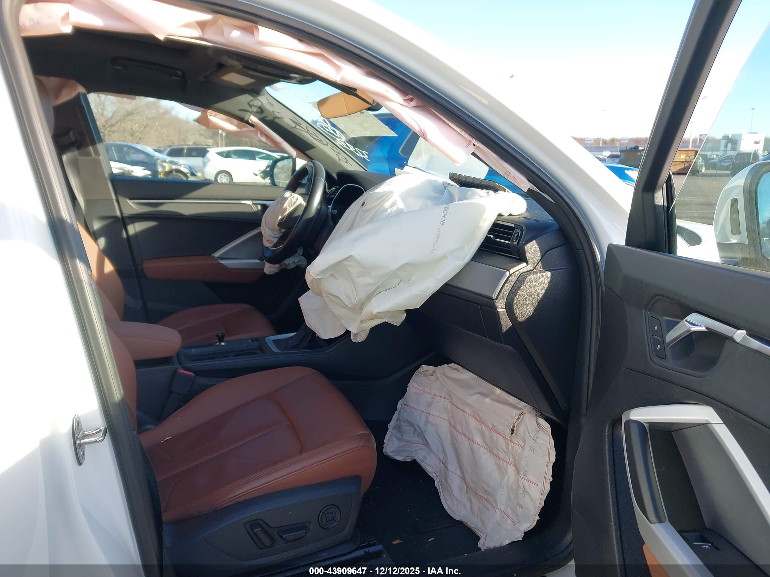 AUDI Q3 image 5