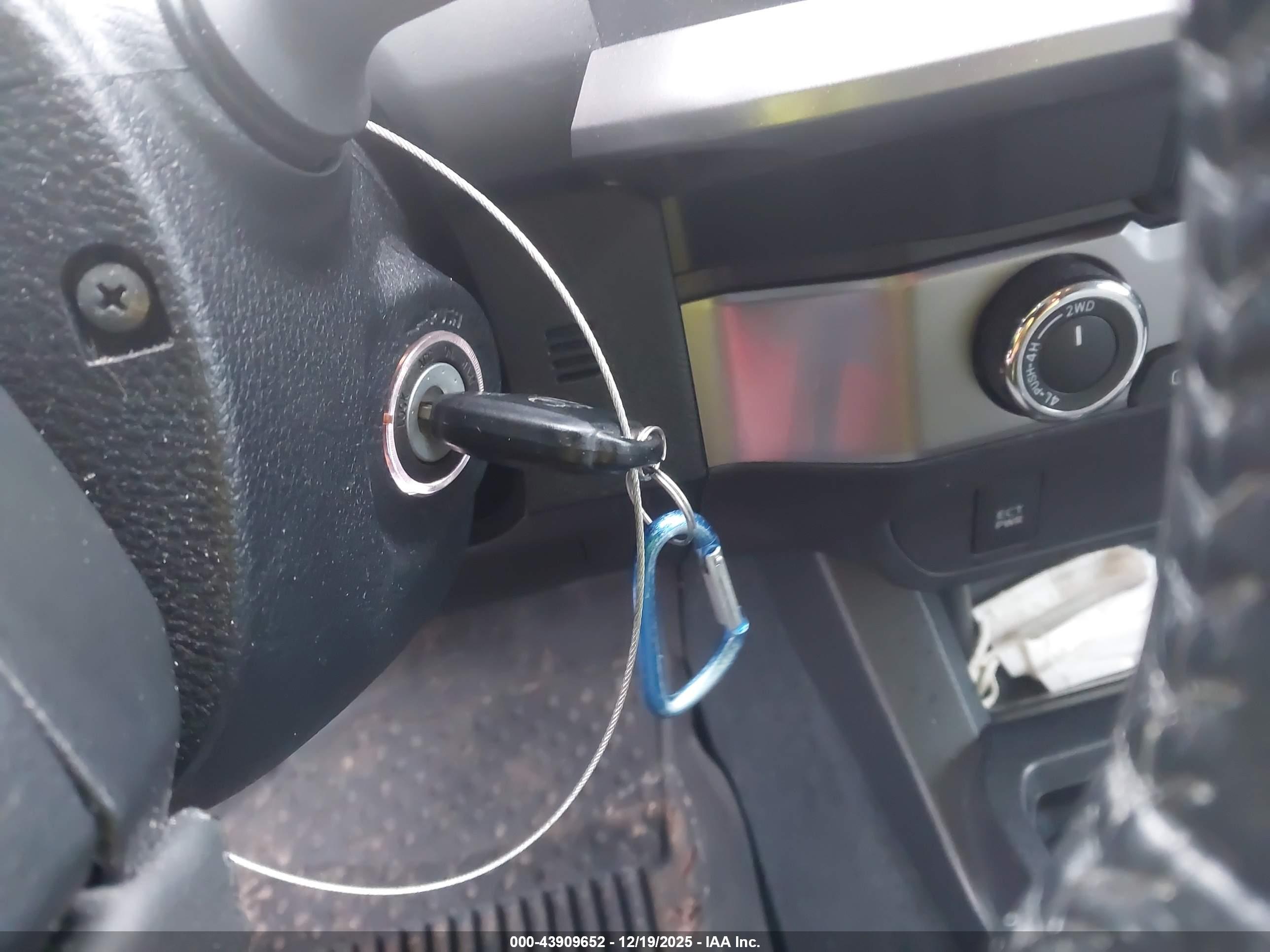 TOYOTA TACOMA image 11
