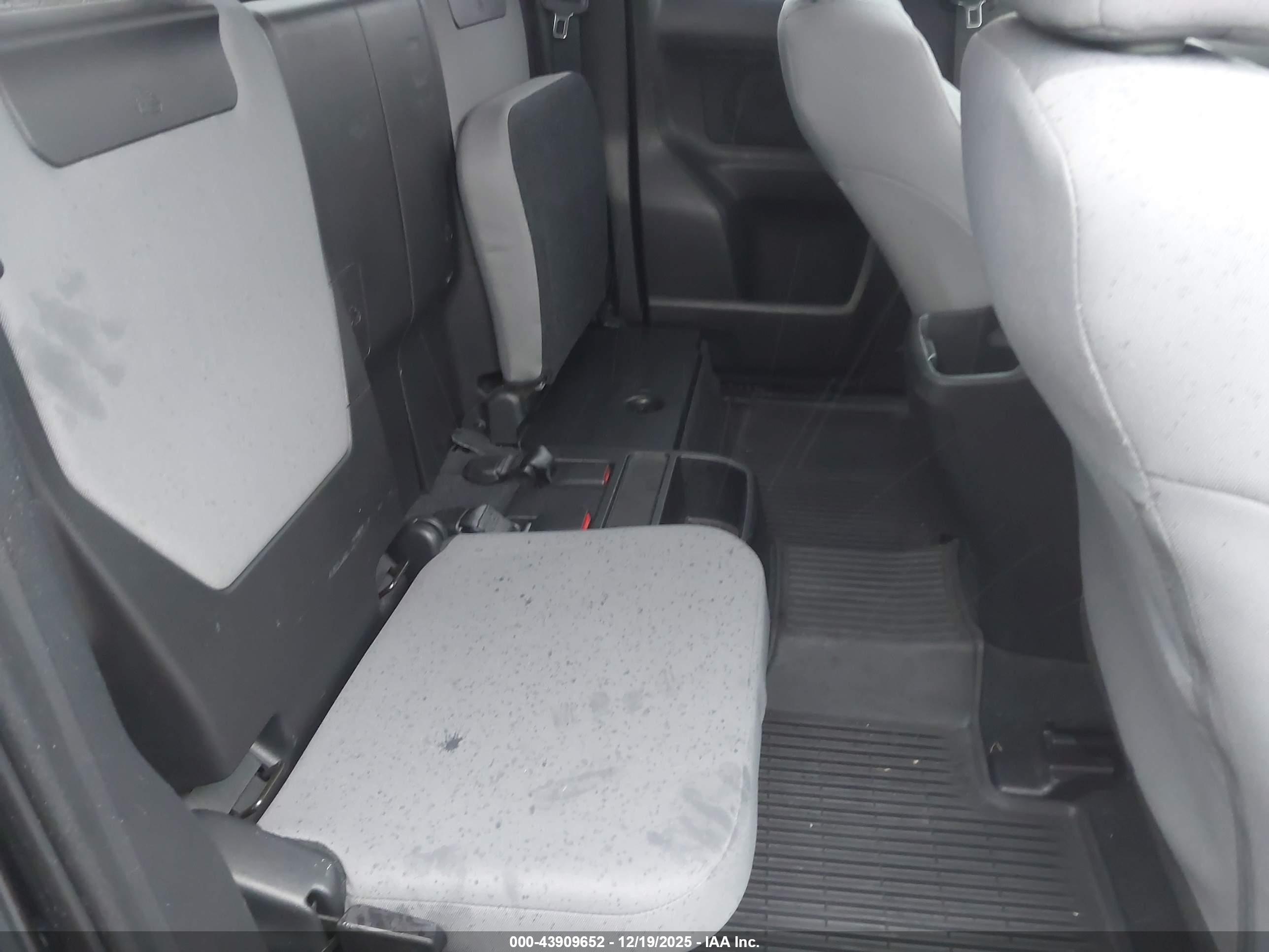 TOYOTA TACOMA image 8